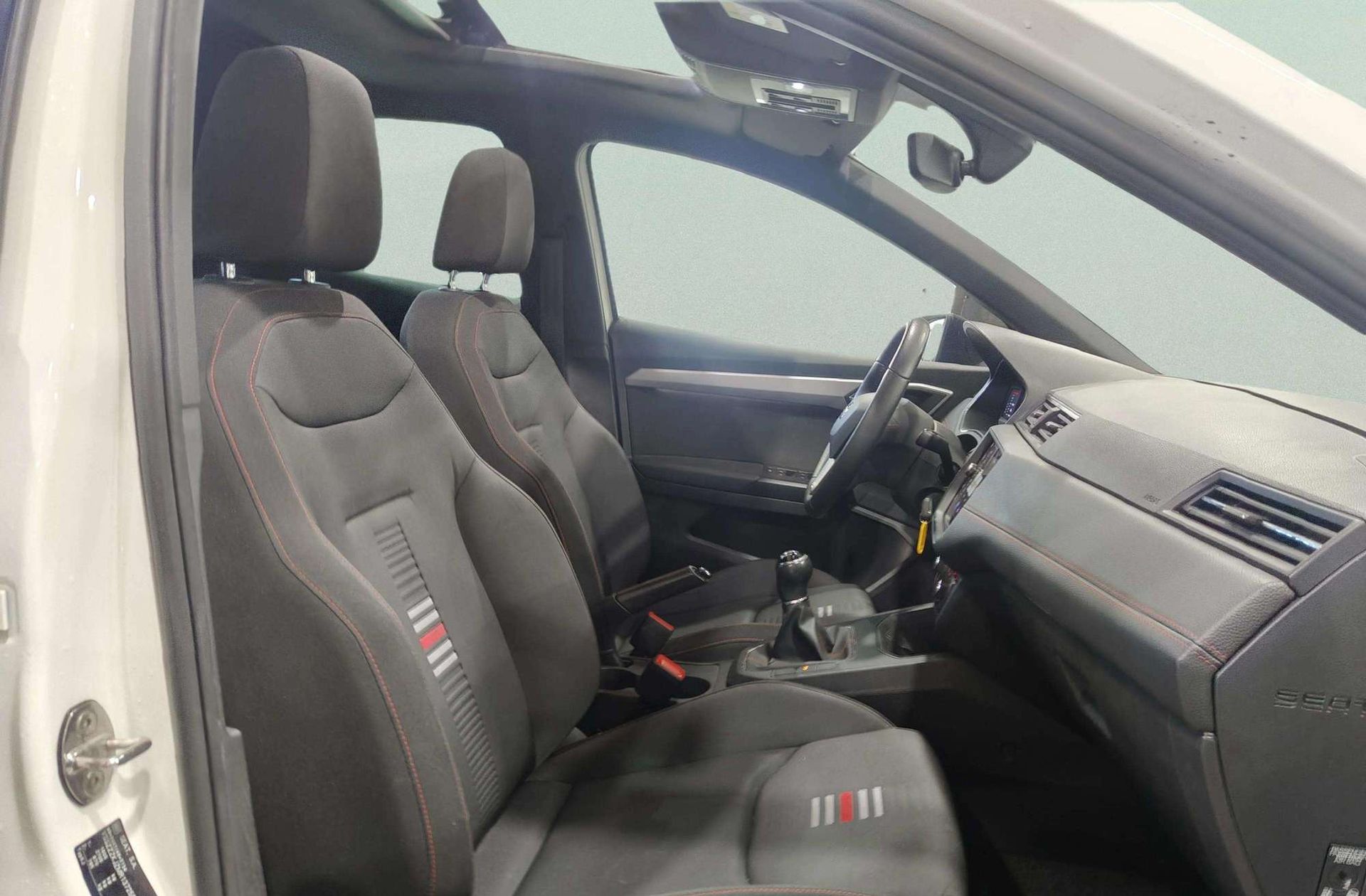 SEAT Ibiza 1.0 TSI FR - foto 22