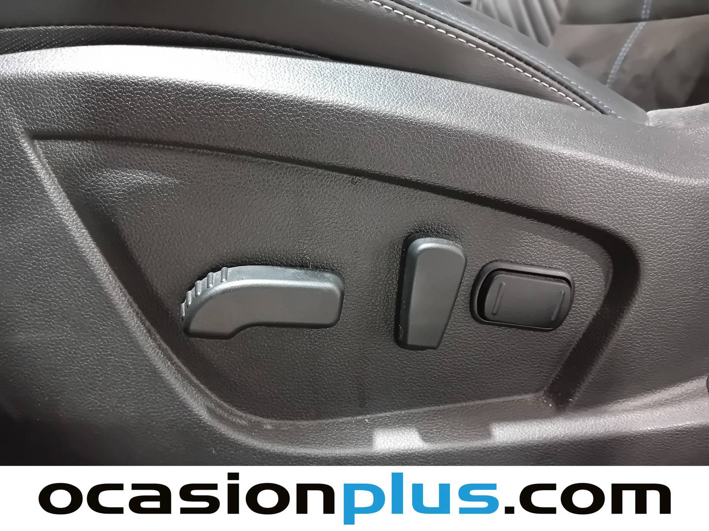 Equipamiento del Renault Arkana Renault Arkana Esprit Alpine Full Hybrid E-Tech (145 CV)