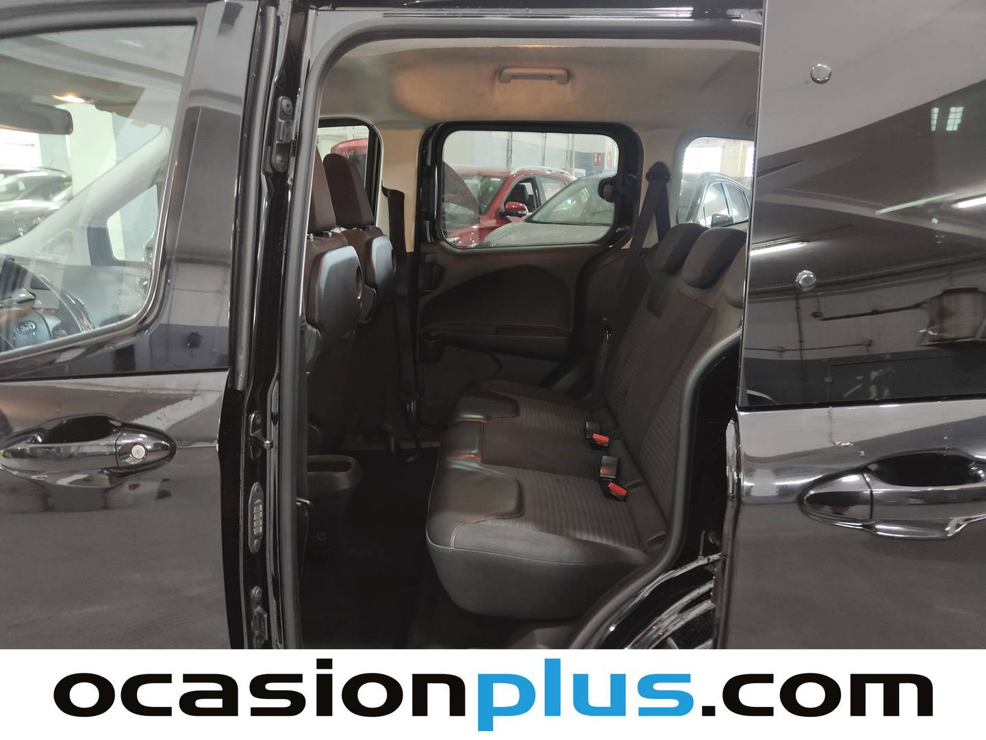Foto asientos traseros Ford Tourneo Courier Ford Tourneo Courier 1.0 EcoBoost Sport (100 CV)