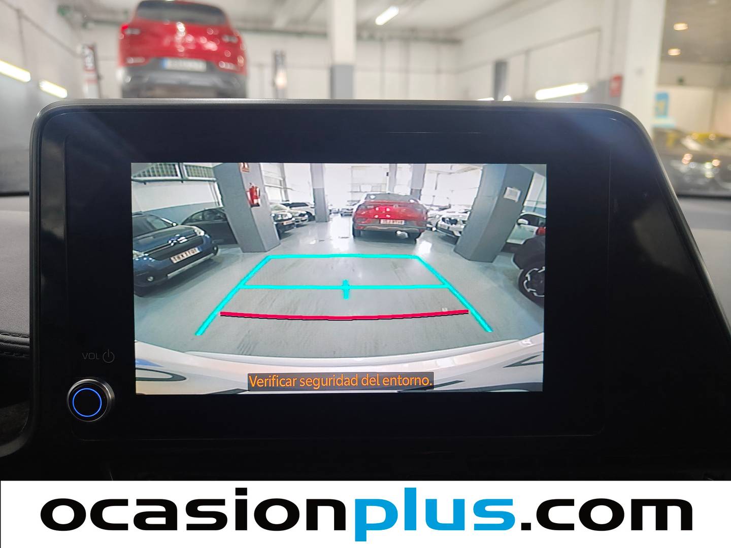 Equipamiento del Toyota C-HR Toyota C-HR 1.8 125H Advance (122 CV)