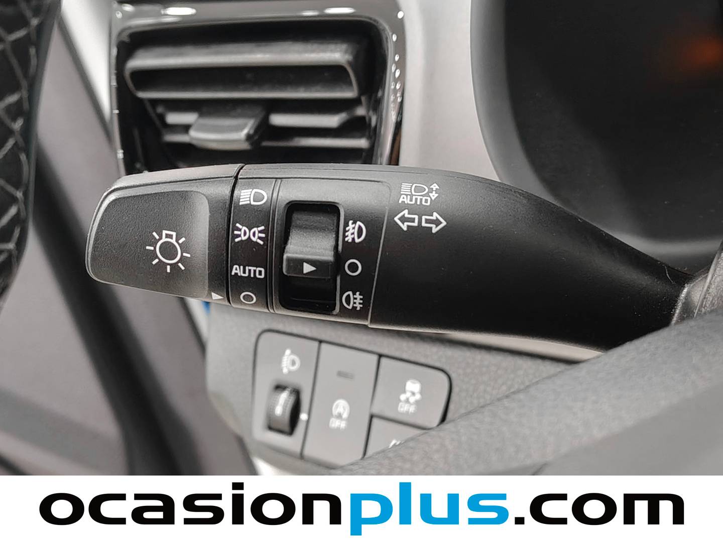 Acabados KIA Stonic KIA Stonic 1.0 T-GDi MHEV Drive (100 CV)