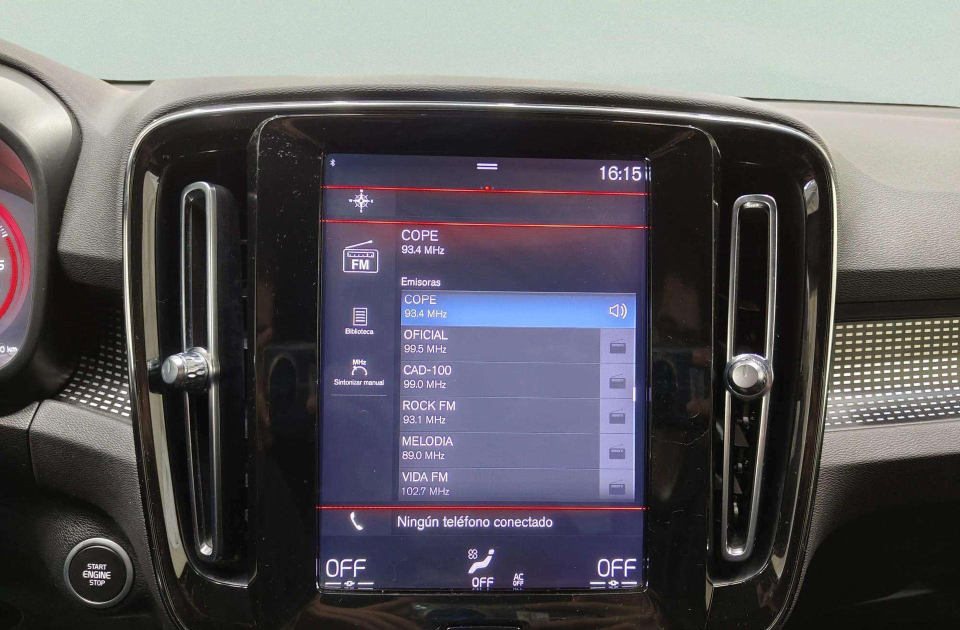 Volvo XC40 D3 R-Design - foto 34