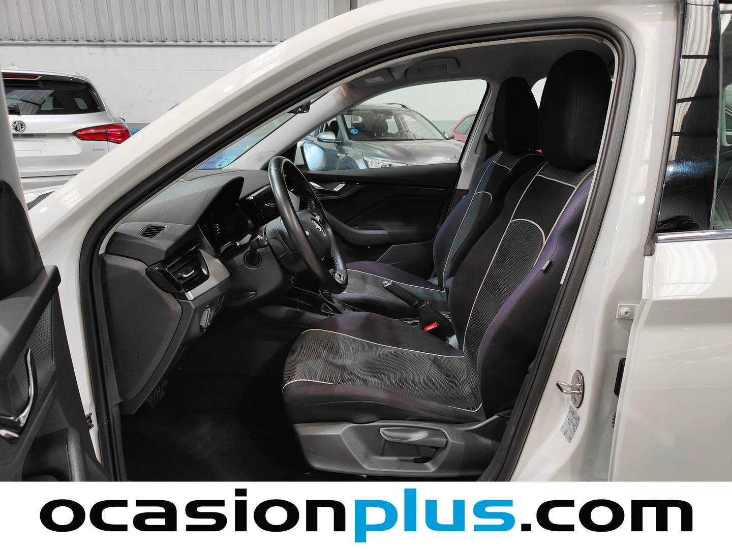 Foto asientos delanteros Skoda Kamiq Skoda Kamiq 1.0 TSI Ambition DSG (110 CV)