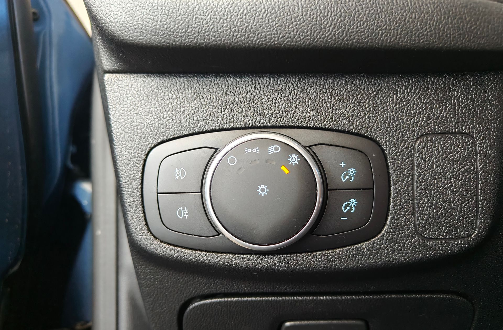 Ford Focus 1.0 EcoBoost Active - foto 13