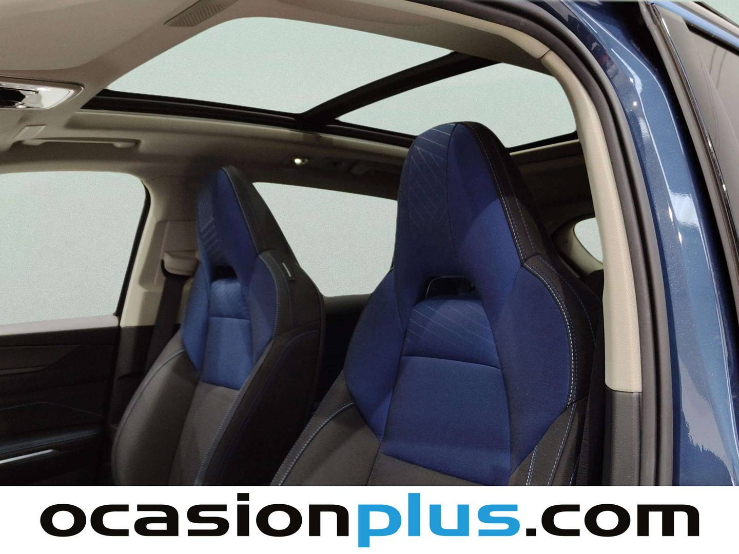 Extras y acabados del Lynk & Co 01 Lynk & Co 01 1.5 PHEV (261 CV)