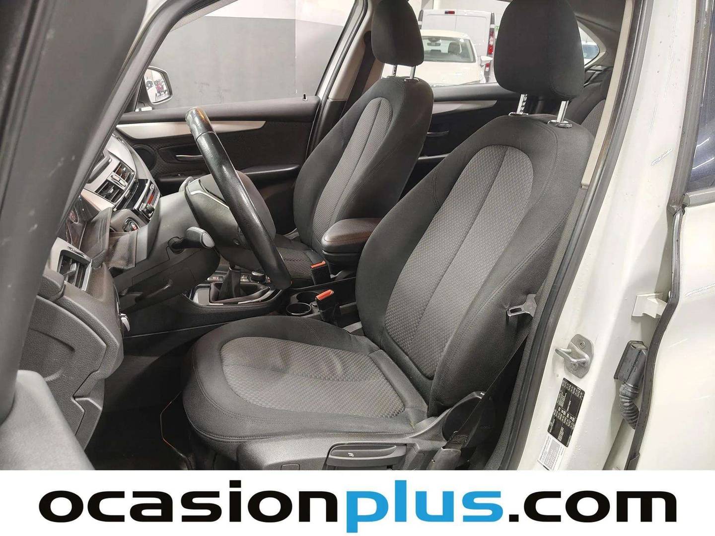 Foto asientos delanteros BMW Serie 2 Active Tourer BMW Serie 2 216d Active Tourer (116 CV)
