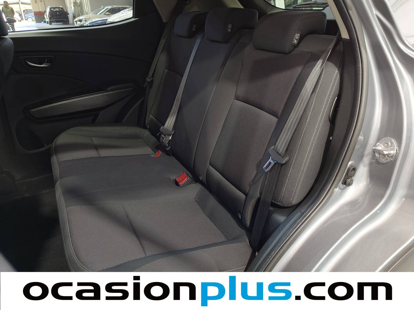 Foto asientos traseros SsangYong Tivoli SsangYong Tivoli G15T LP Urban Plus (135 CV)