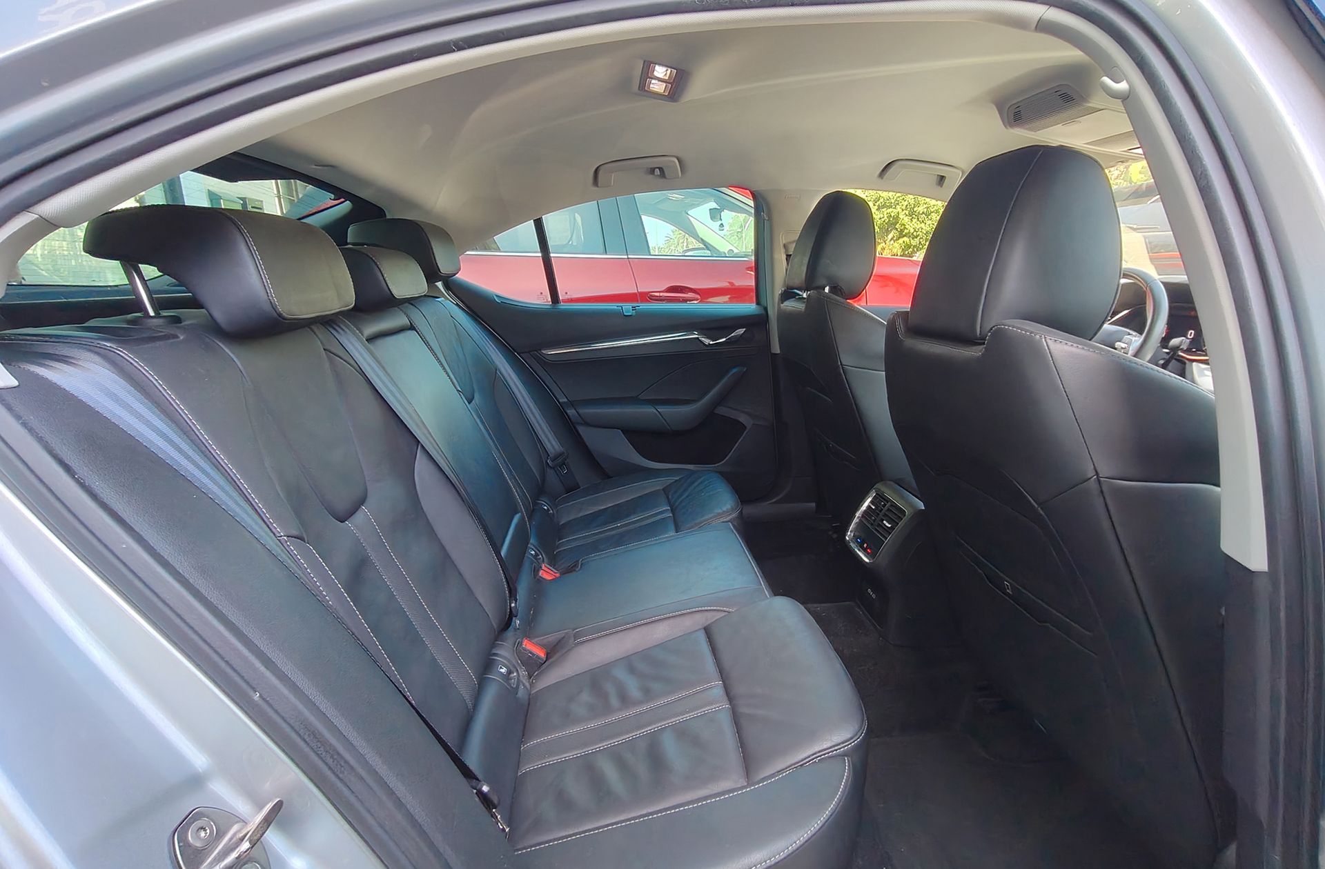 Škoda Octavia 2.0 TDI Style DSG - foto 20