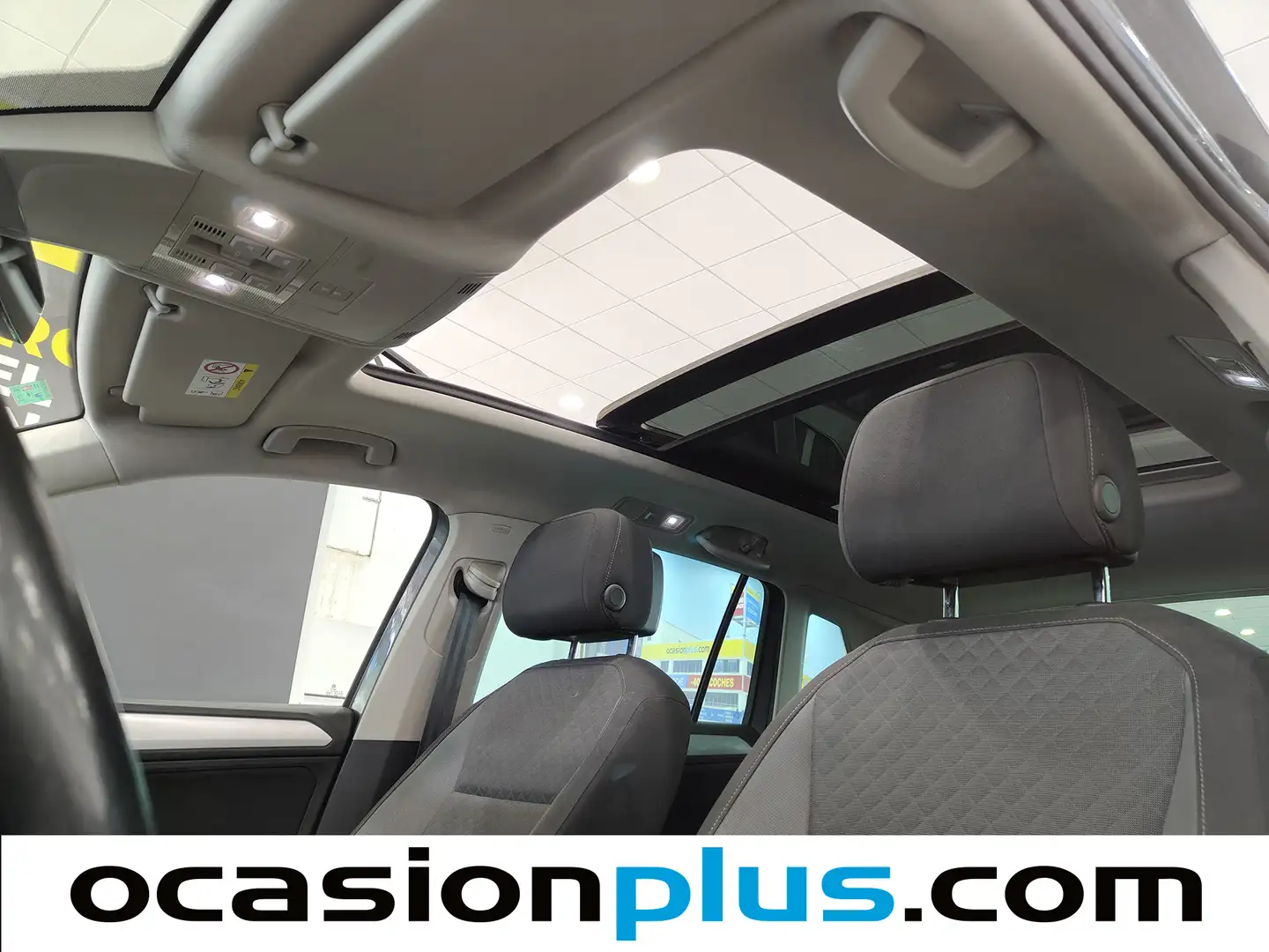 Foto Volkswagen Tiguan Volkswagen Tiguan Advance 1.5 TSI (150 CV) Pack R Line