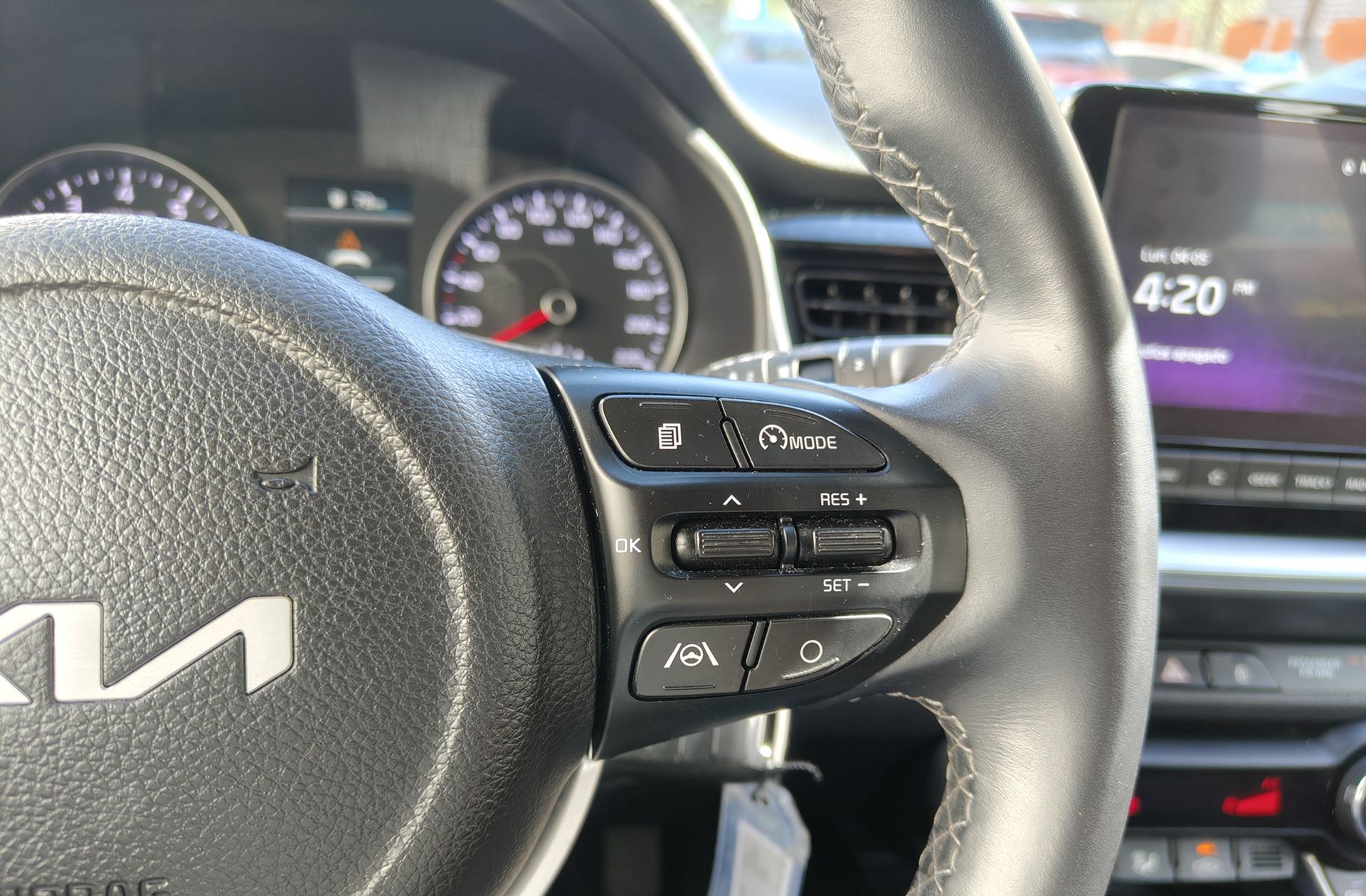 Kia Stonic 1.0 T-GDi MHEV Drive - foto 26