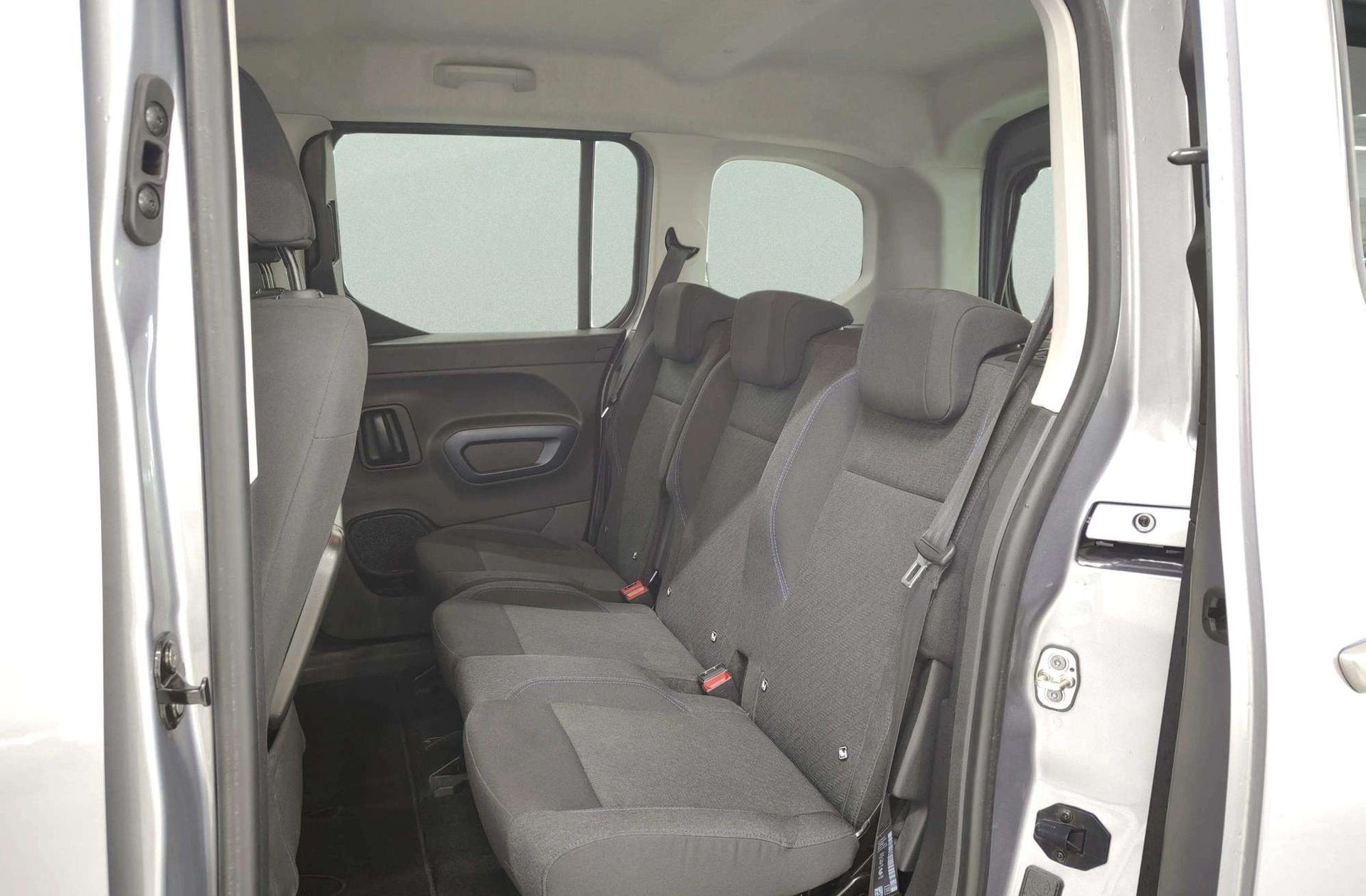 Peugeot Rifter BlueHDi 130 Allure Standard - foto 13