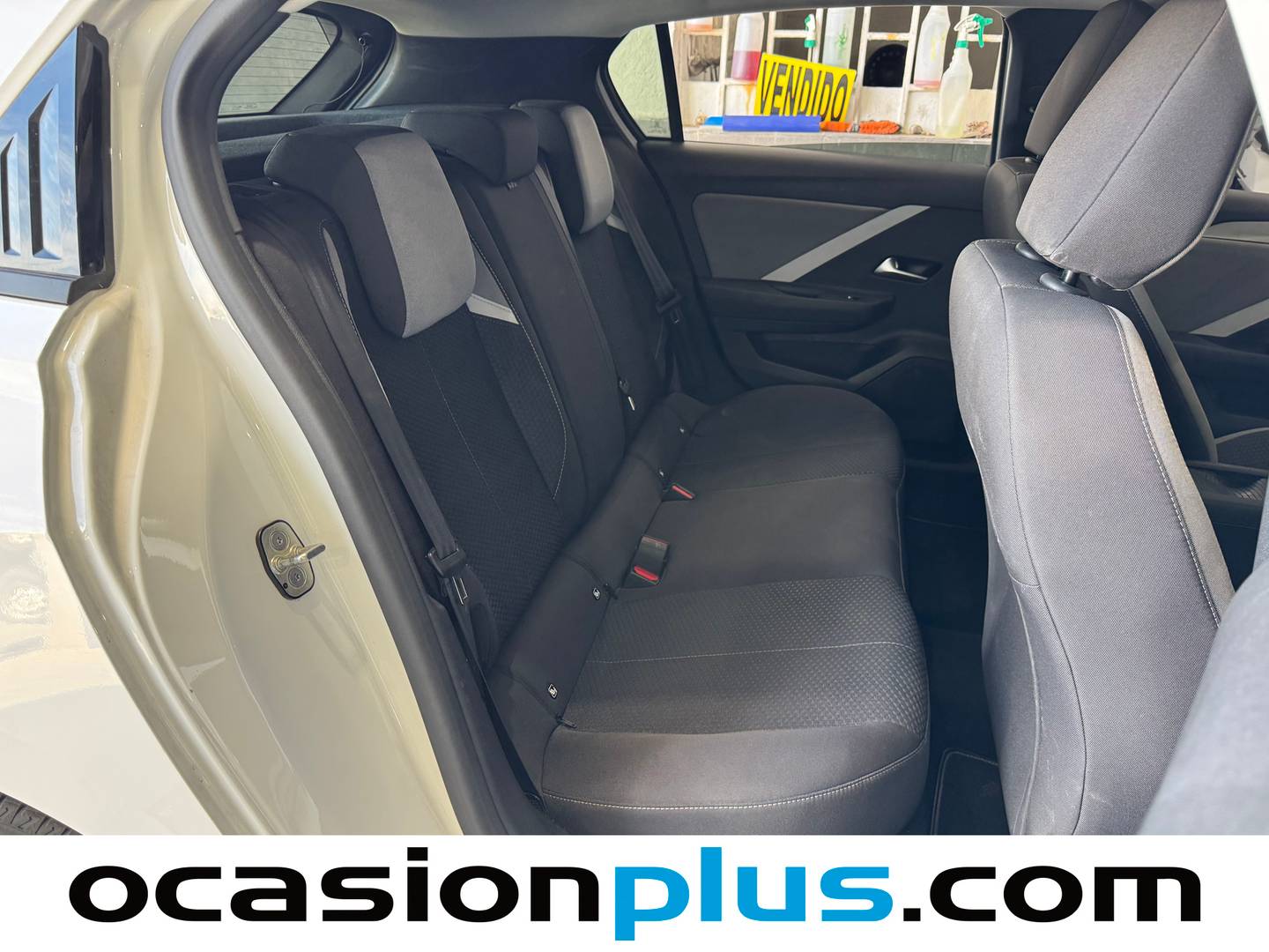 Foto Opel Astra Opel Astra 1.5 D DTH Edition (130 CV)