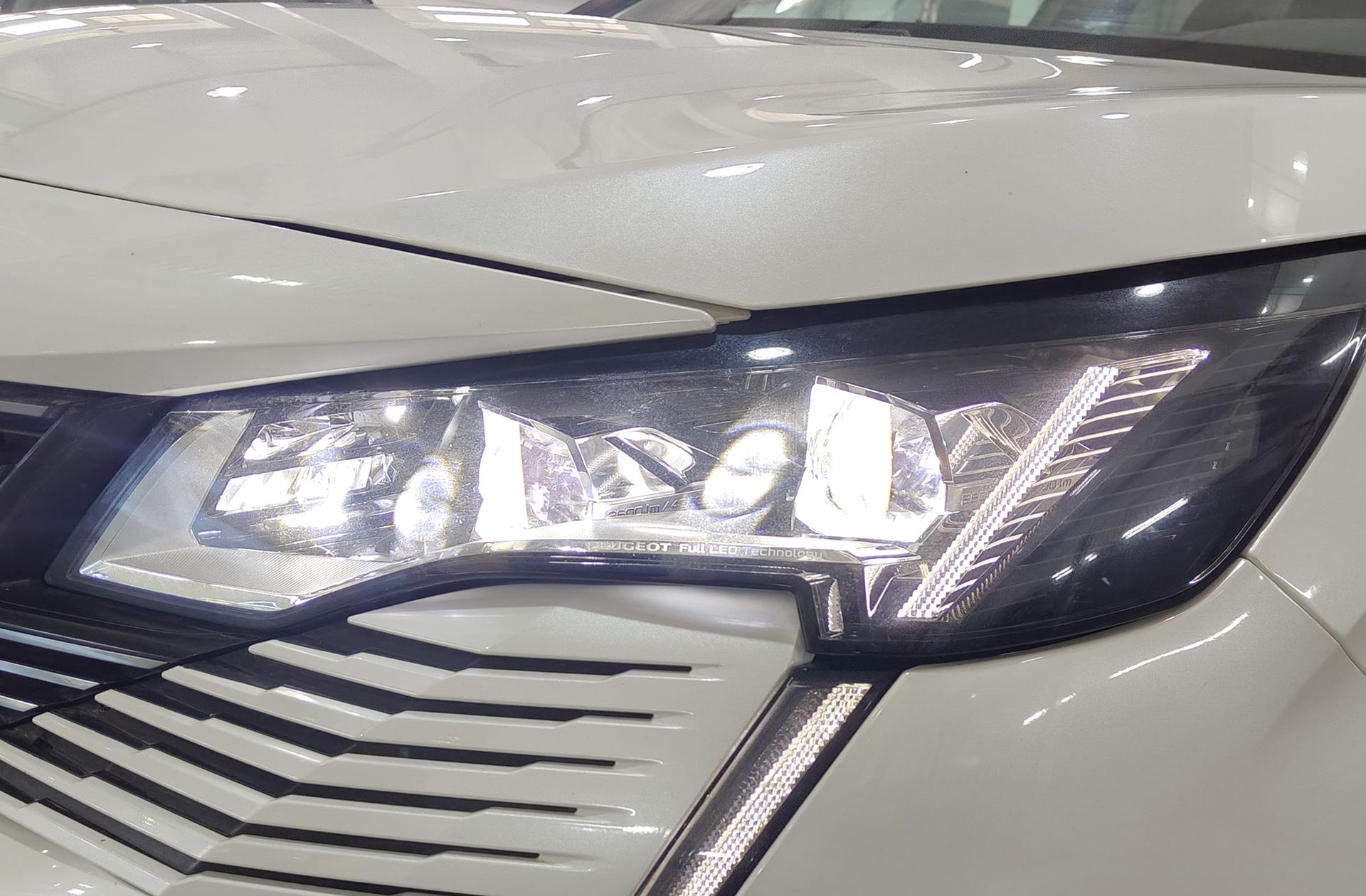 Peugeot 3008 PureTech 130 GT EAT8 - foto 16