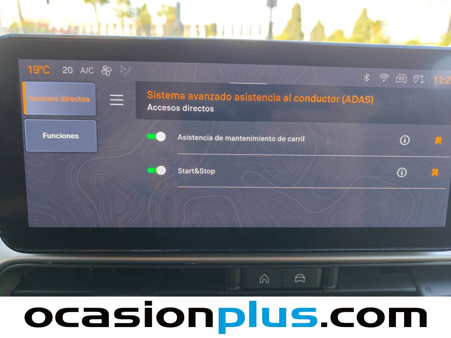 Foto Jeep Avenger Jeep Avenger 1.2 G Summit (100 CV)