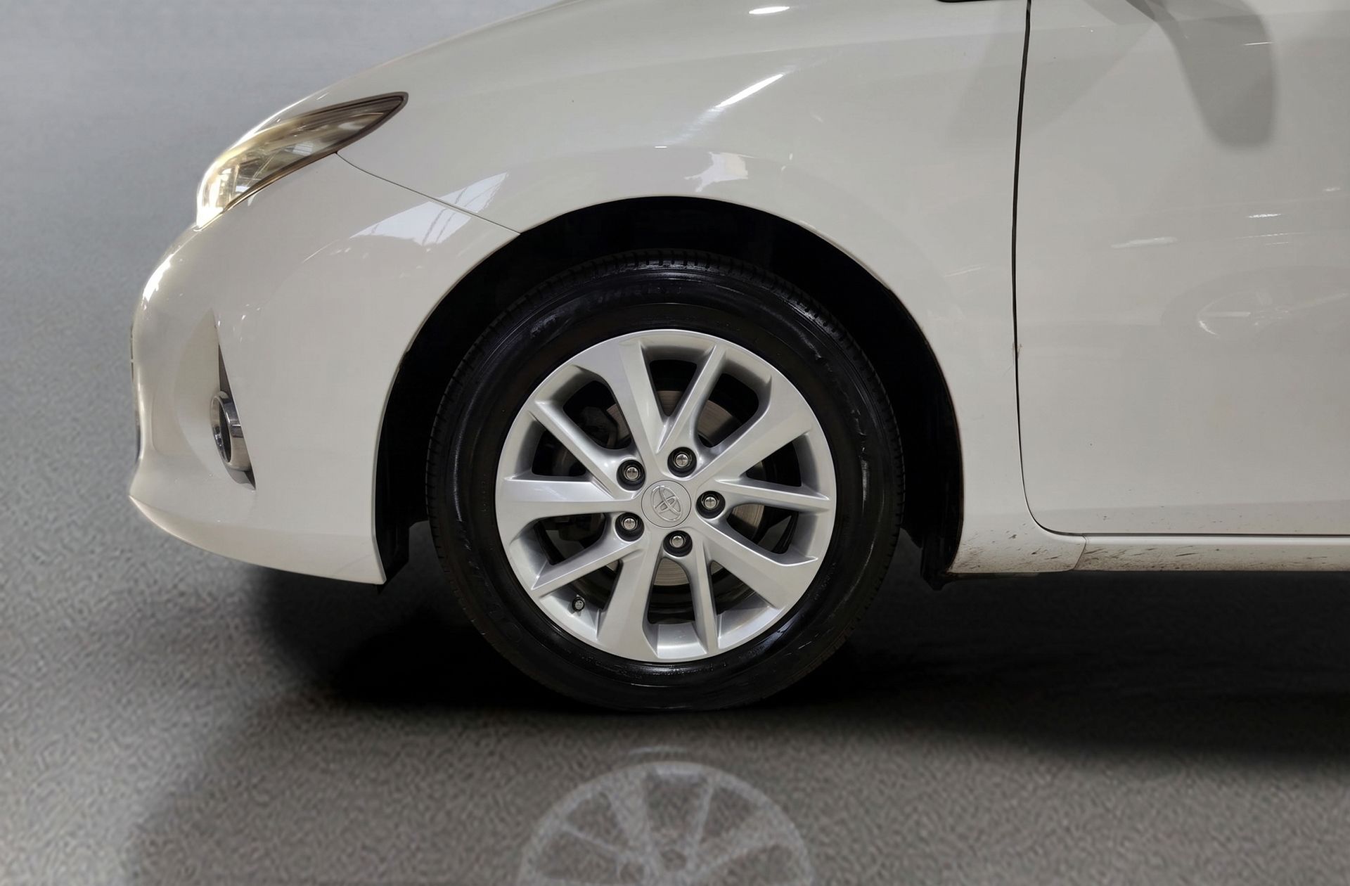 Toyota Auris 130 Active - foto 27
