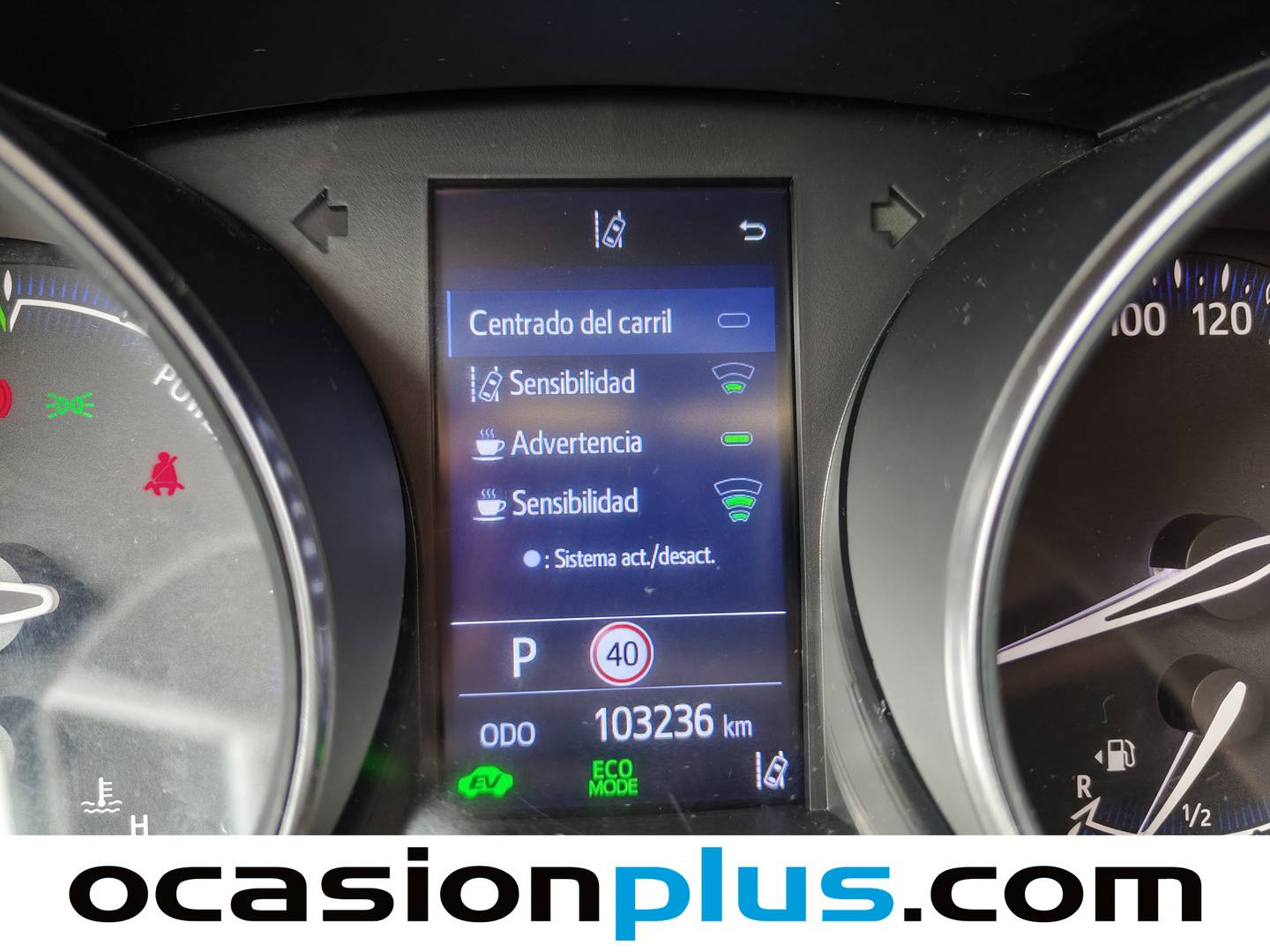 Foto Toyota C-HR Toyota C-HR 1.8 125H Advance (122 CV)