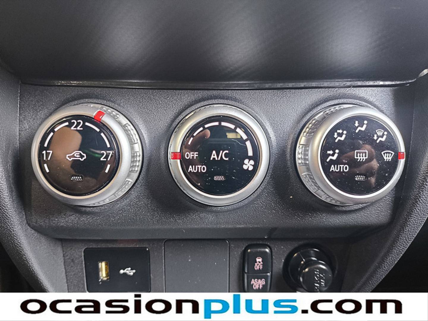 Foto Mitsubishi ASX Mitsubishi ASX 200 MPI Challenge (150 CV)