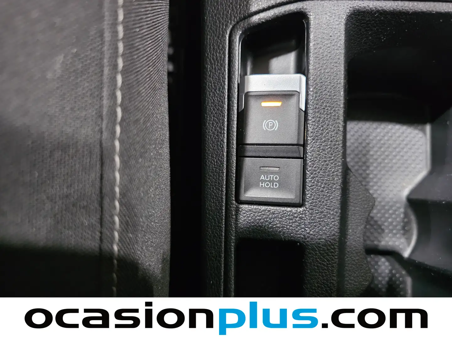 Foto Volkswagen T-Roc Volkswagen T-Roc Advance R-Line 1.0 TSI (110 CV)