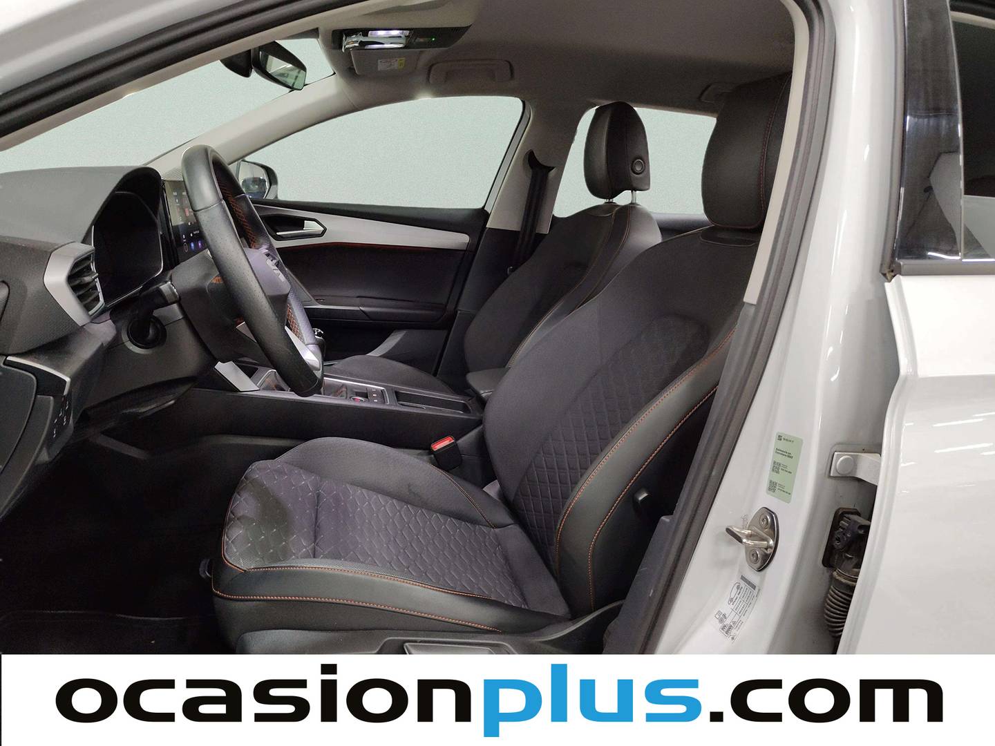 Foto asientos delanteros Seat León Seat León ST 2.0 TDI S&S FR XS(150 CV)
