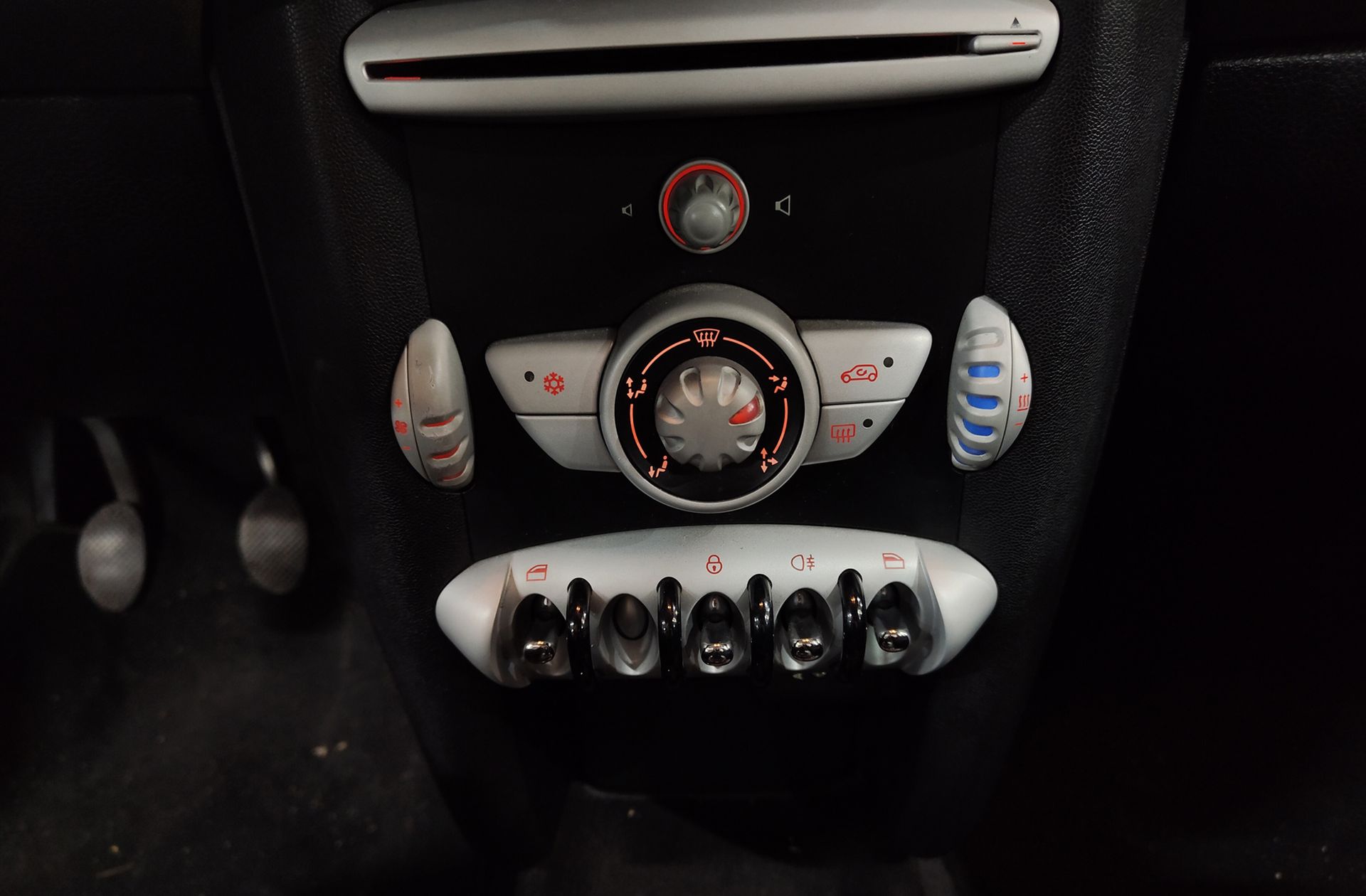 MINI Cooper One - foto 23