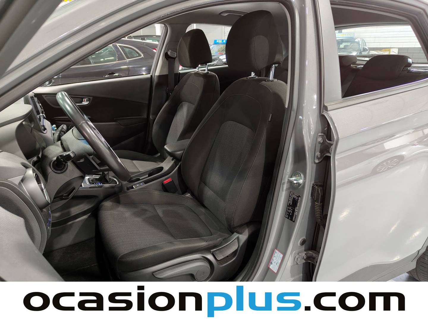 Foto asientos delanteros Hyundai Kona Hyundai Kona 1.6 GDI HEV Maxx DCT (141 CV)