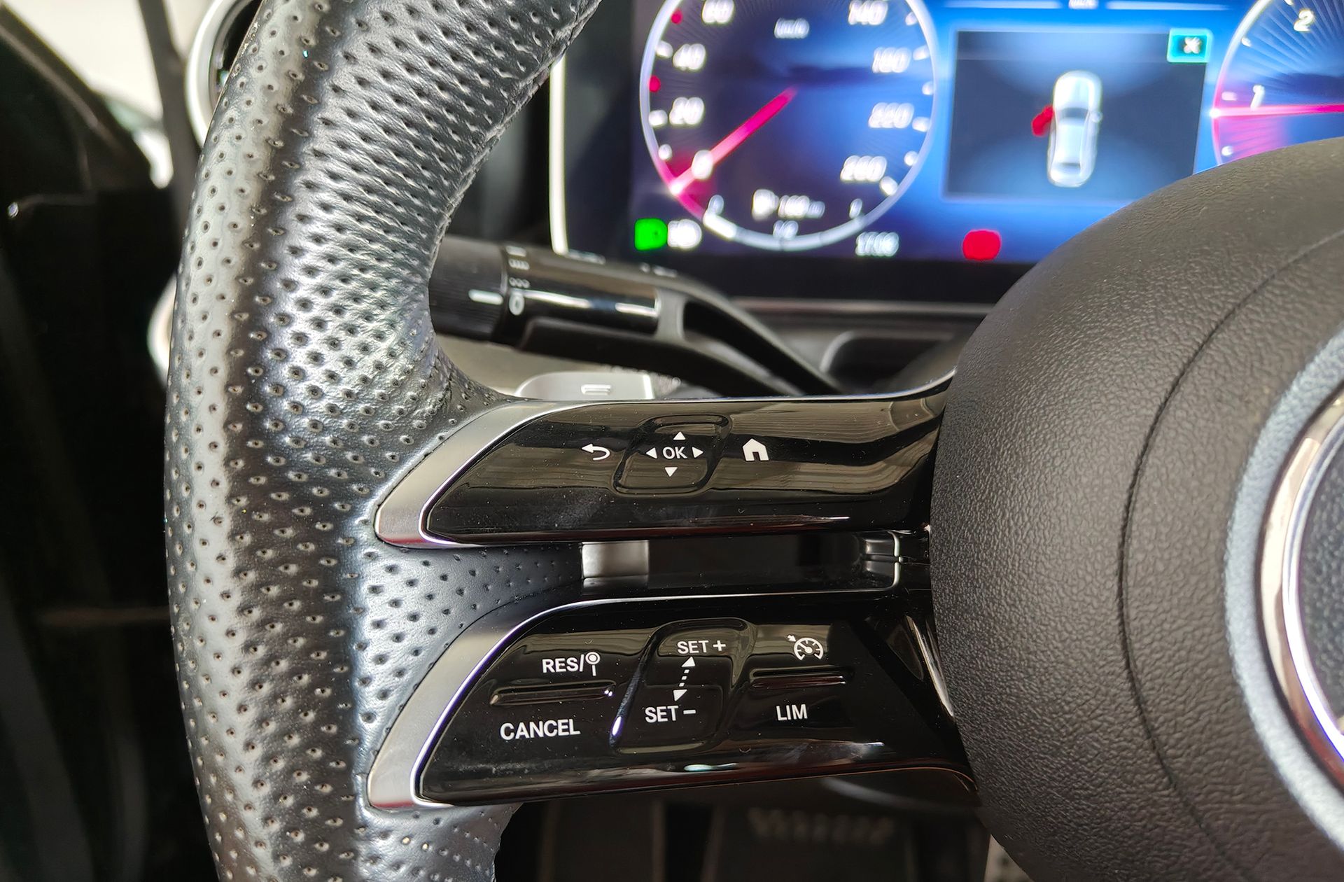 Mercedes-Benz Clase C 220 d Pack AMG - foto 25