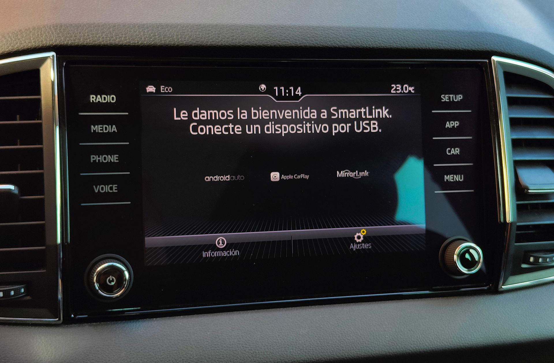 Škoda Karoq 1.5 TSI ACT Ambition DSG - foto 8