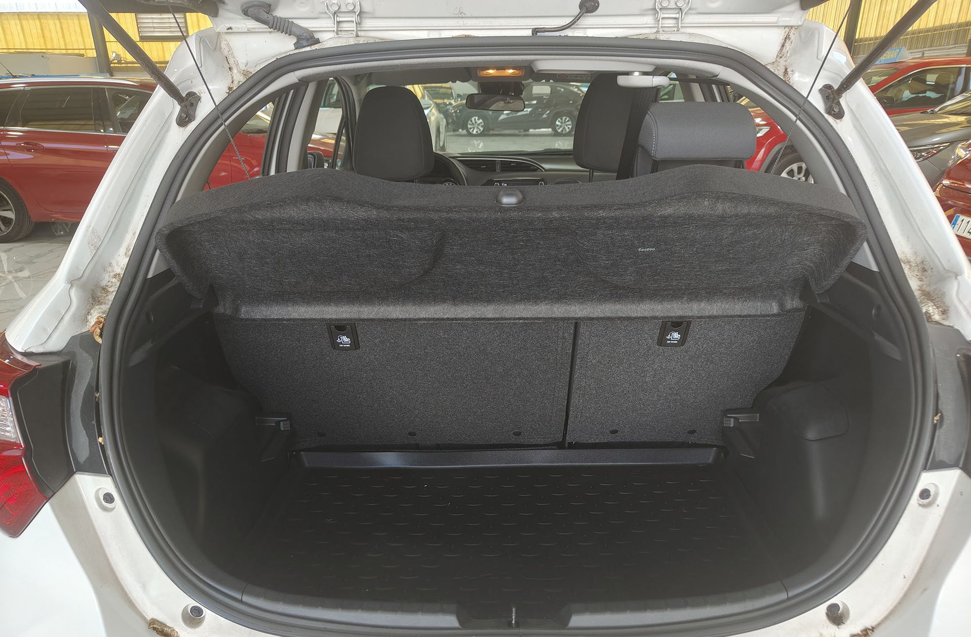 Toyota Yaris 1.5 Active - foto 14