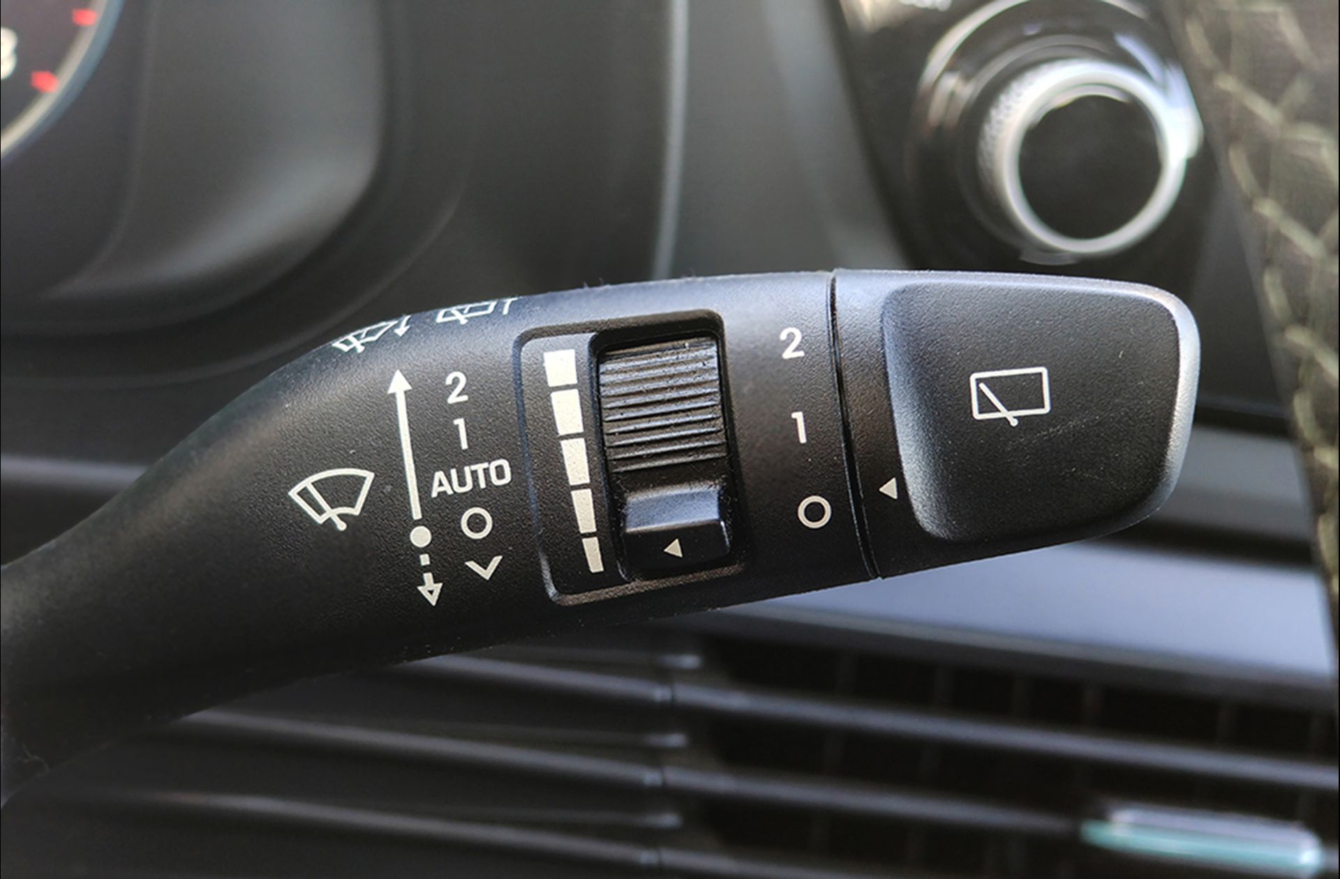 Hyundai Bayon 1.0 T-GDi 48V Tecno - foto 30
