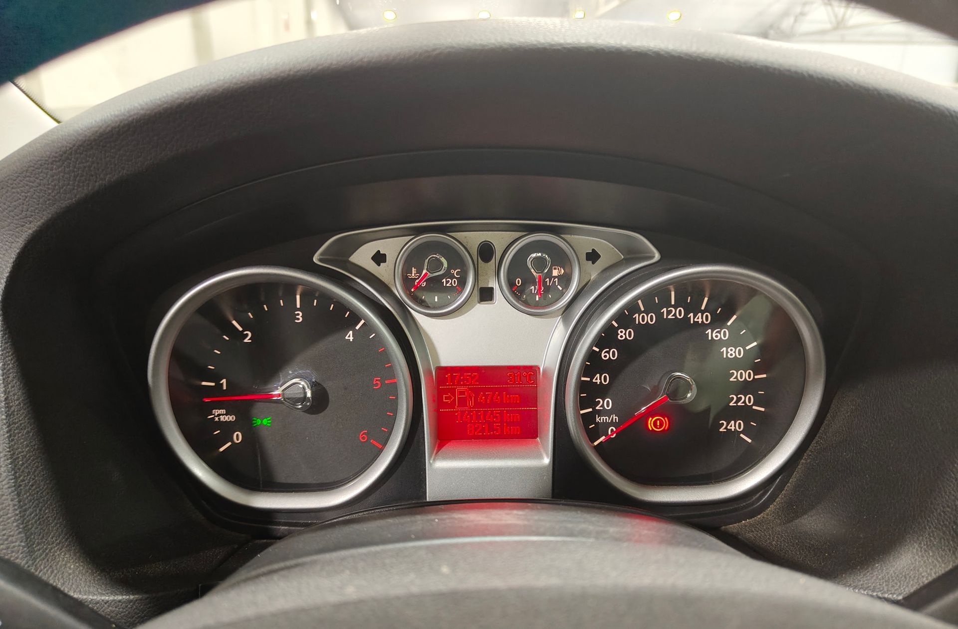 Ford Focus 1.6 TDCi Trend - foto 19
