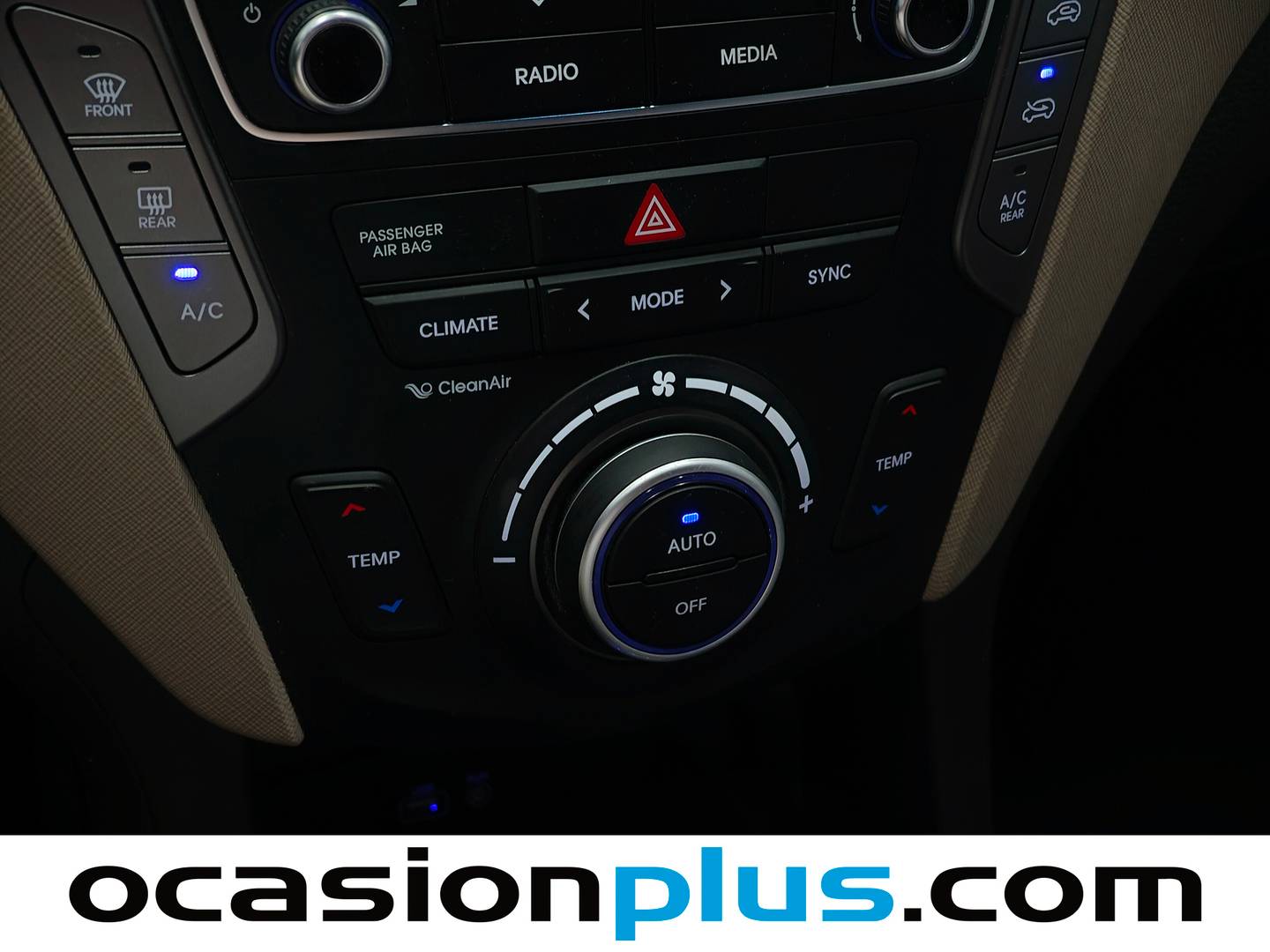 Foto Hyundai Santa Fe Hyundai Santa Fe 2.2 CRDI Style 4x4 Auto (200 CV) 7 Plazas