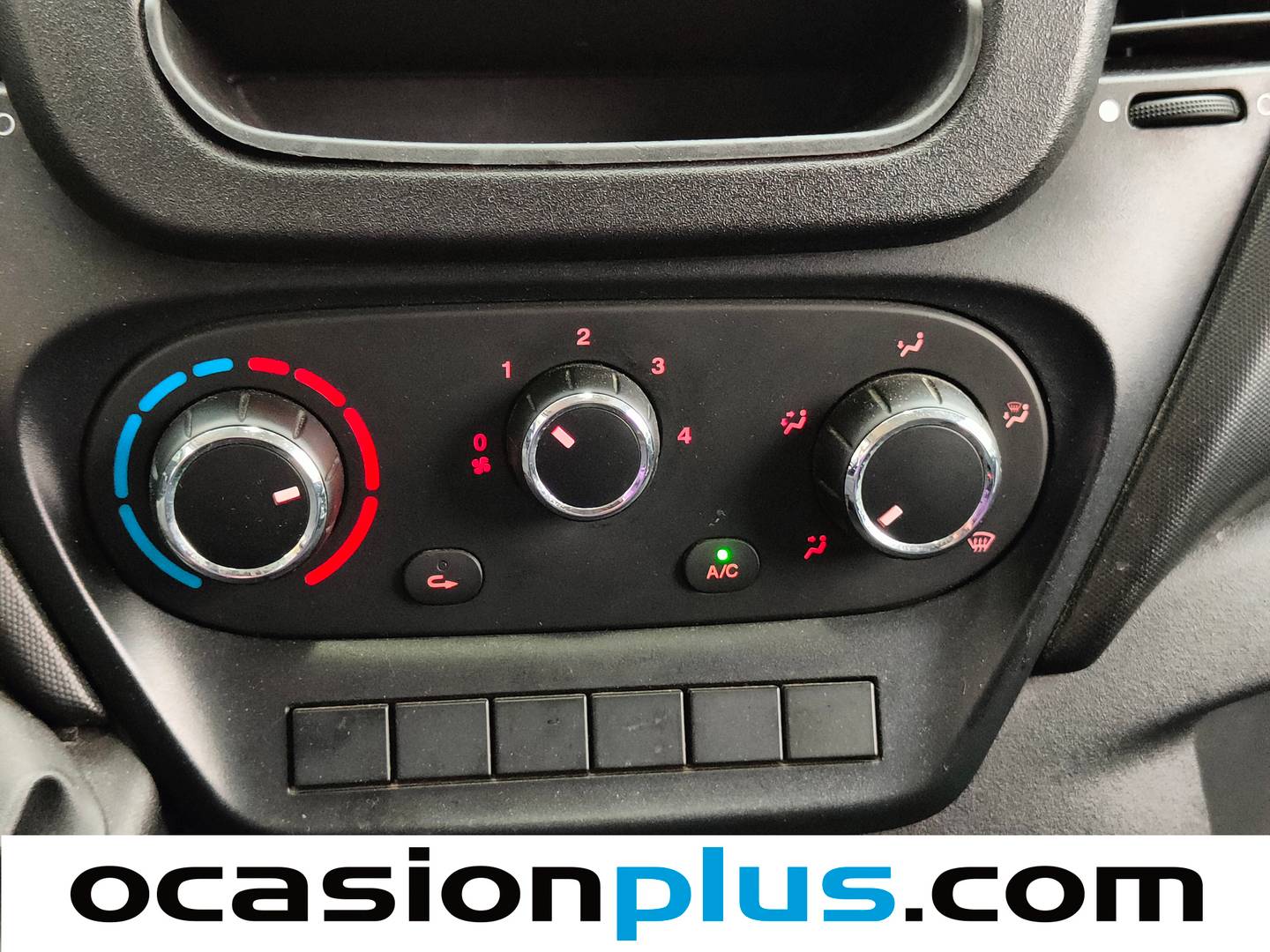 Foto Iveco Daily Iveco Daily 2.3 TD 35S 16 3520/H2 (156 CV) Camperizada