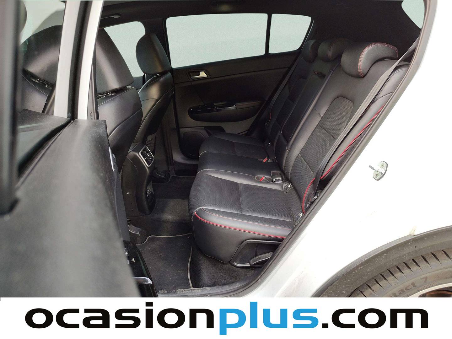 Foto asientos traseros KIA Sportage KIA Sportage 1.6 MHEV GT Line Xtreme Plus 4x2 (136 CV)
