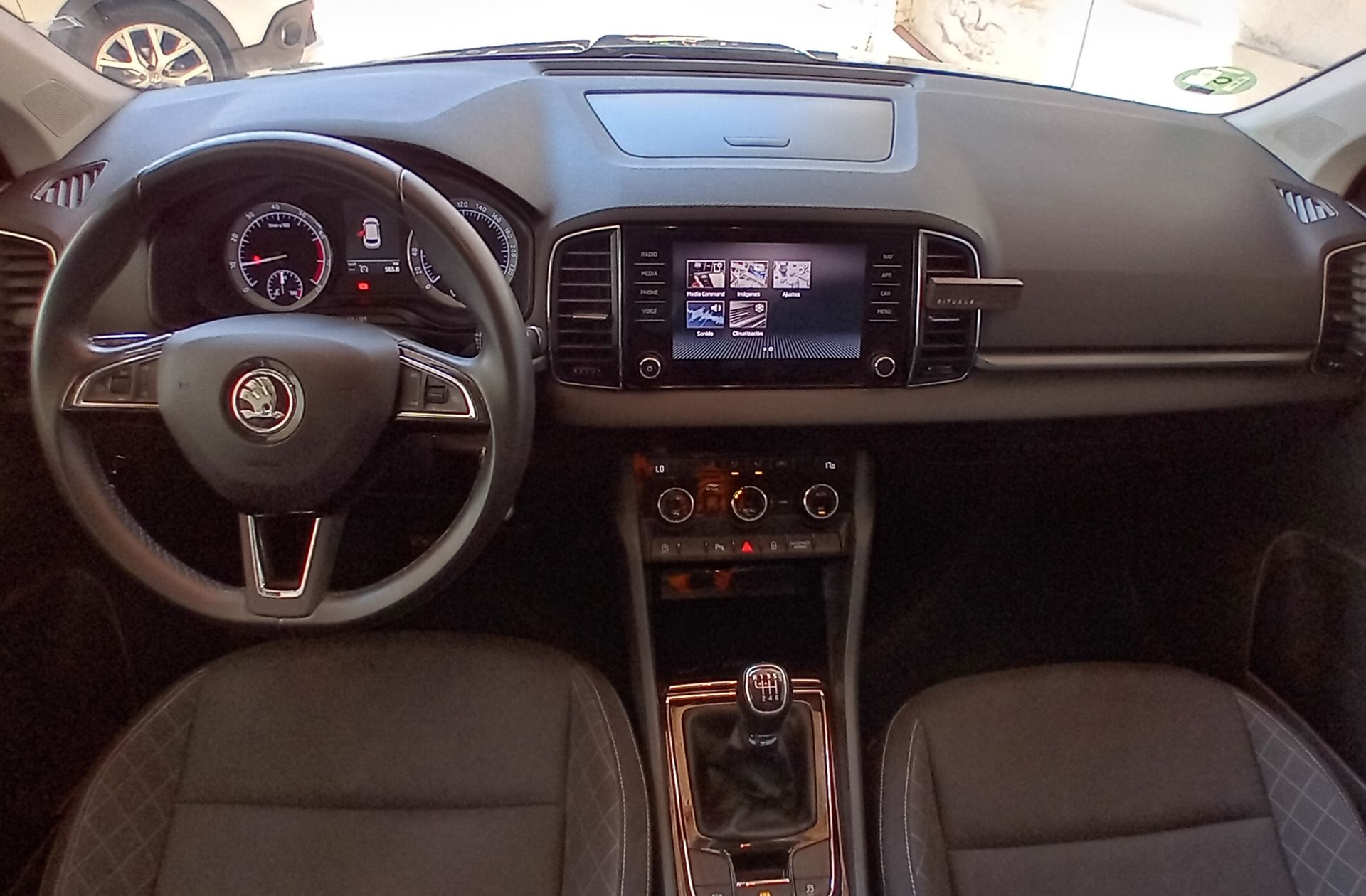 Škoda Karoq 1.0 TSI Like - foto 6