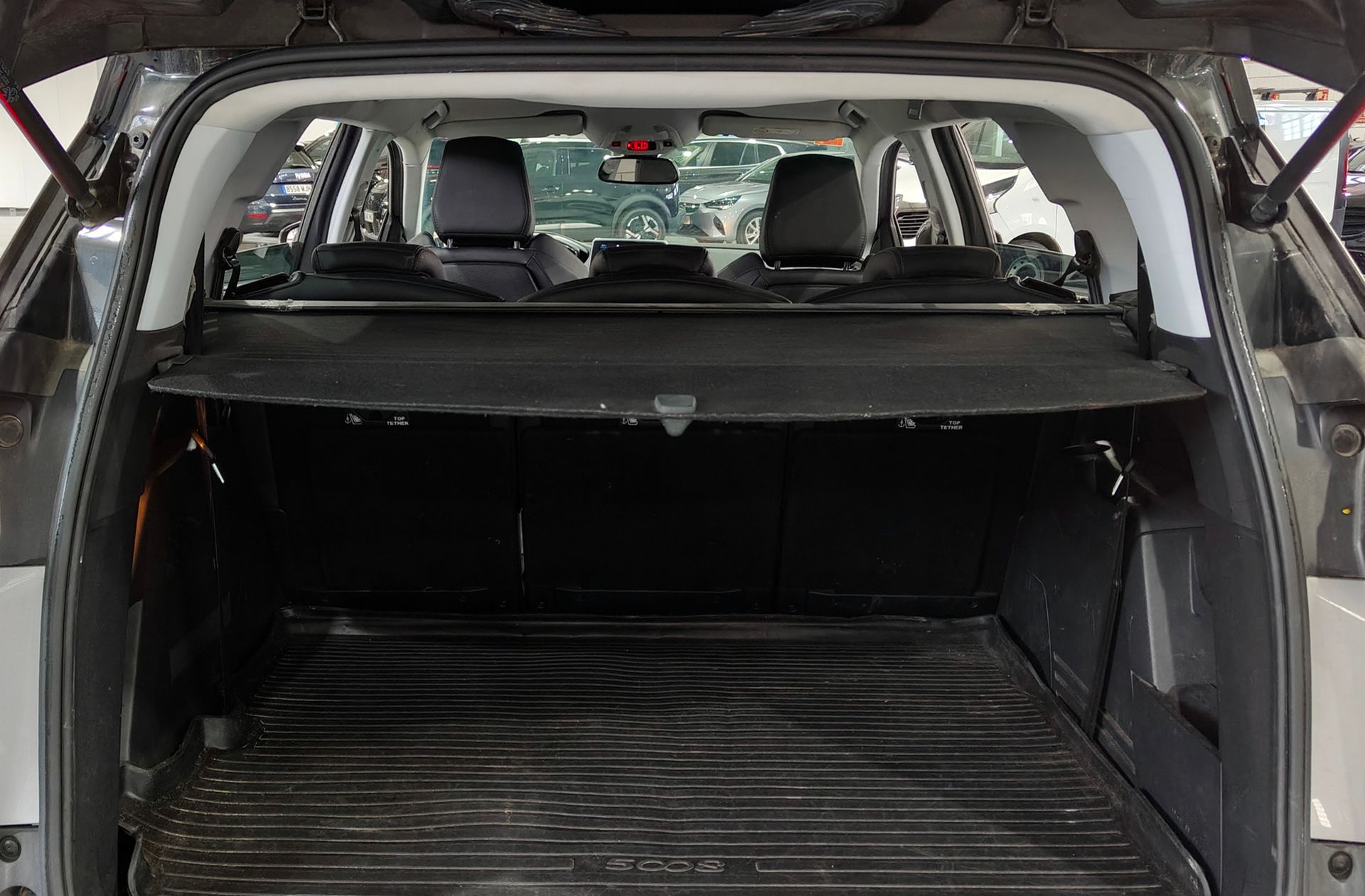 Peugeot 5008 PureTech 130 Allure EAT8 7 plazas - foto 17