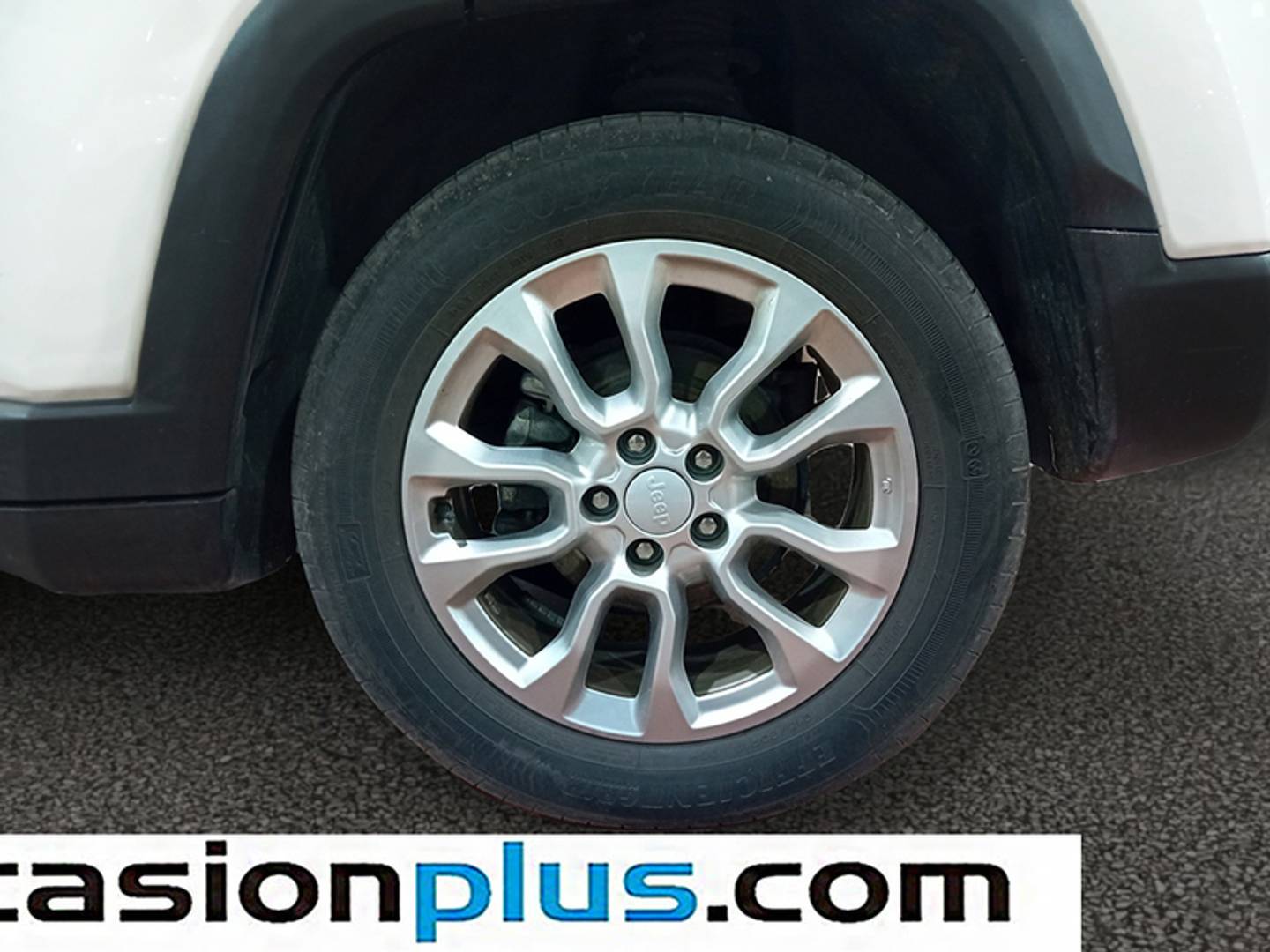 Foto Jeep Compass Jeep Compass 1.3 Gse T4 Longitude FWD MT (130 CV)