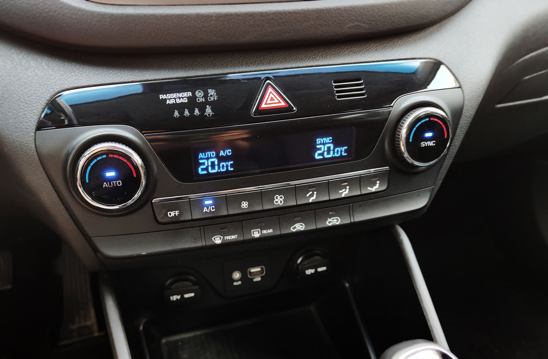 Hyundai Tucson 1.7 CRDi BlueDrive 25 Aniversario 4x2 - foto 27