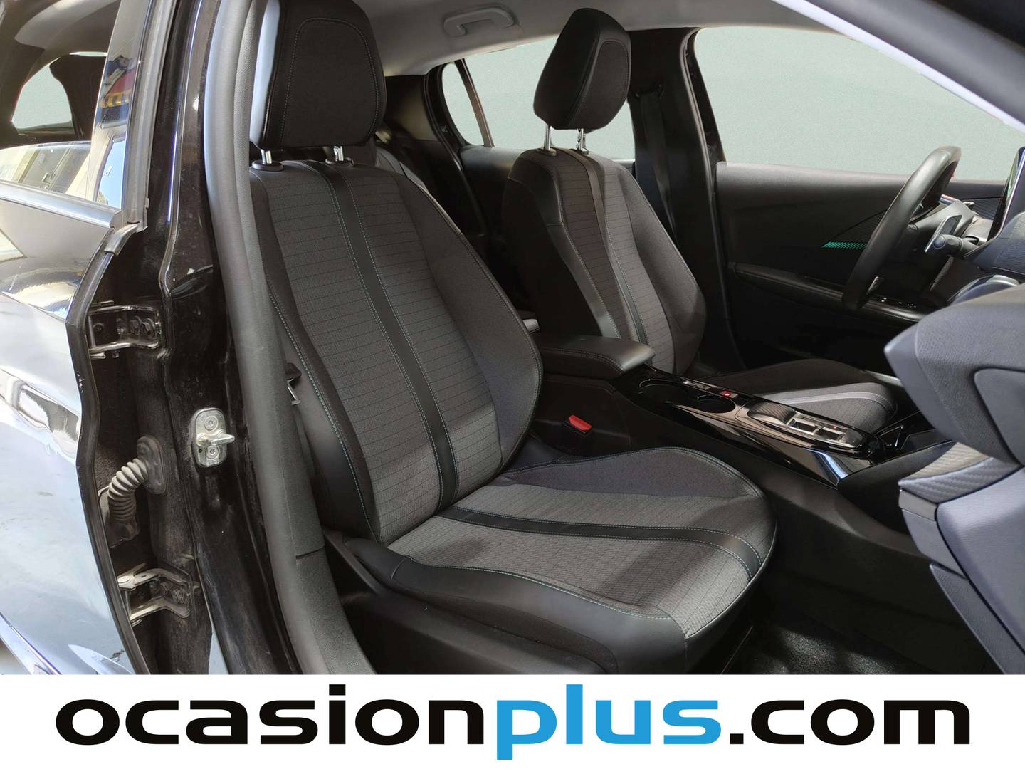 Peugeot 208 Peugeot 208 PureTech 100 Allure Pack EAT8 75 kW (100 CV) km 0