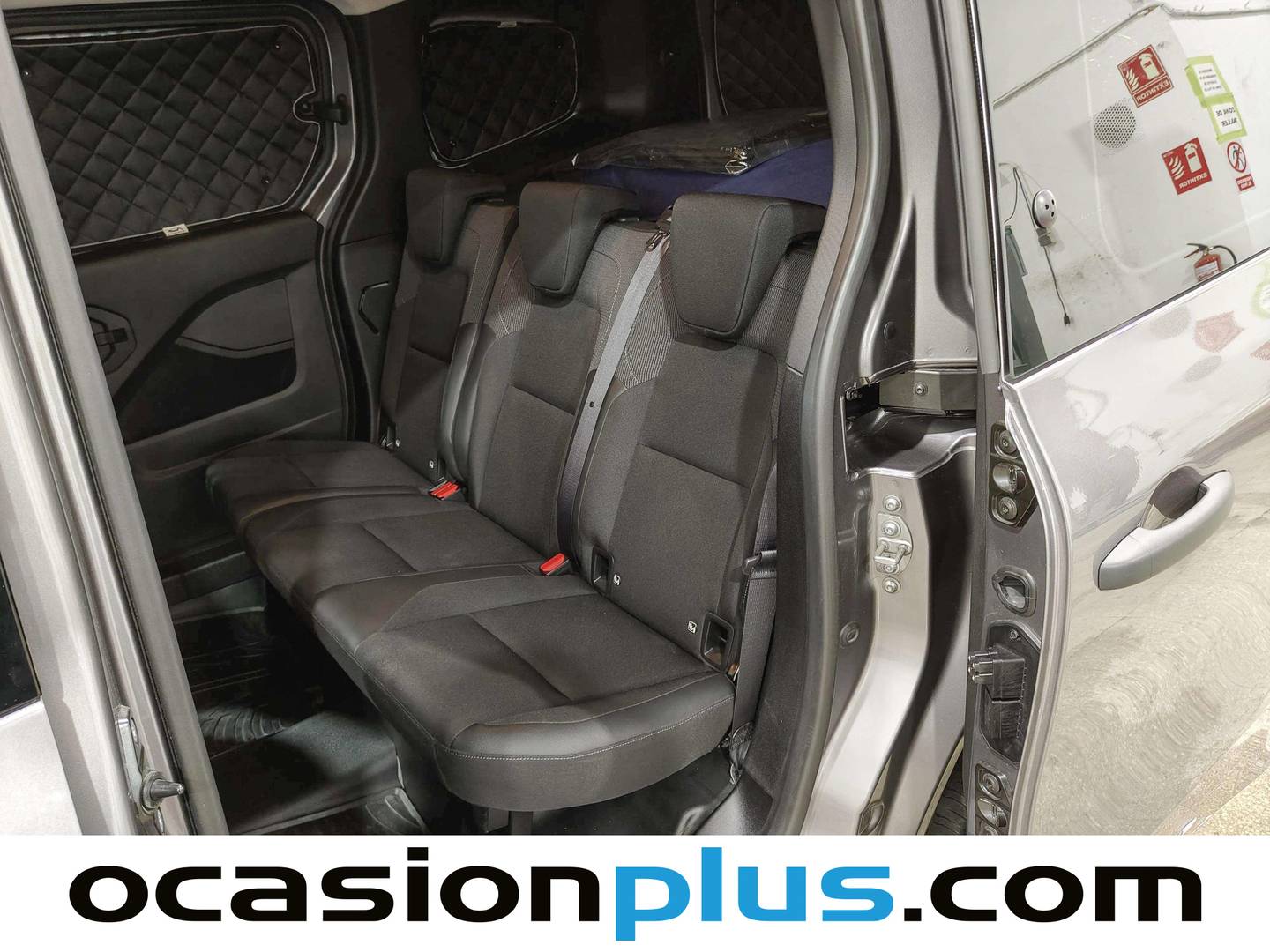 Foto asientos traseros Renault Kangoo Combi Renault Kangoo Combi Equilibre Blue dci (95 CV) Semi-Camperizada