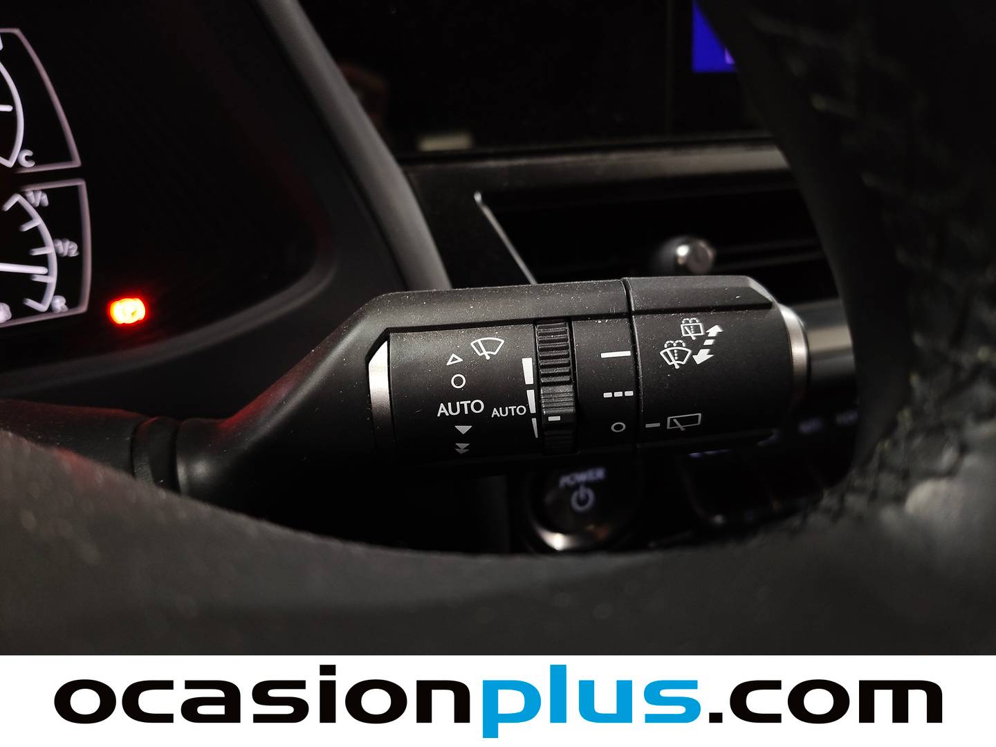 Lexus UX Lexus UX 250h Business 2WD (184 CV) al mejor precio