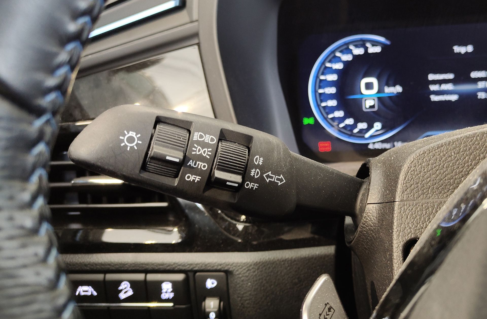 SsangYong Korando E-motion Urban - foto 21