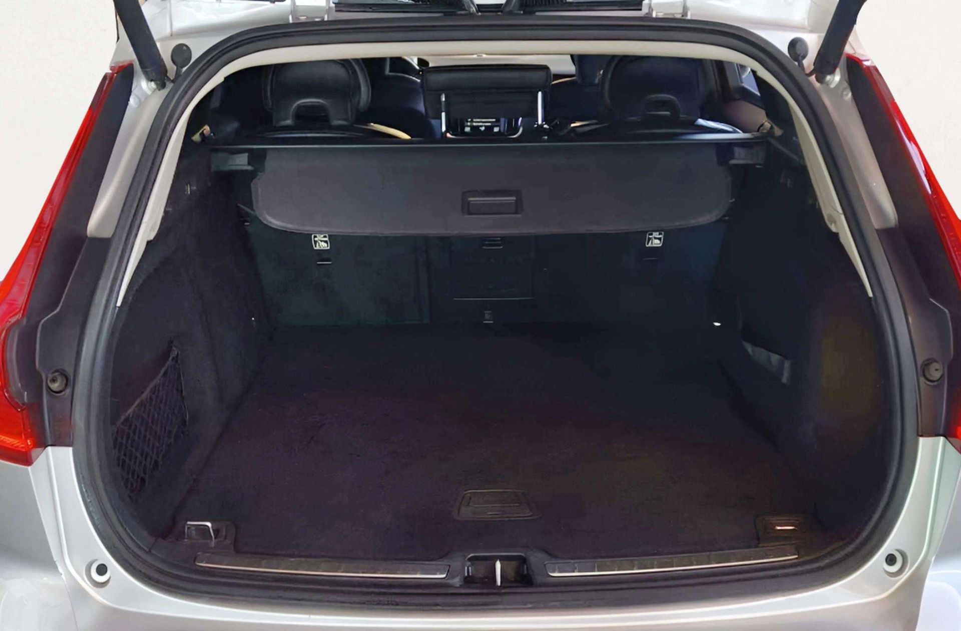 Volvo V60 D4 AWD - foto 18