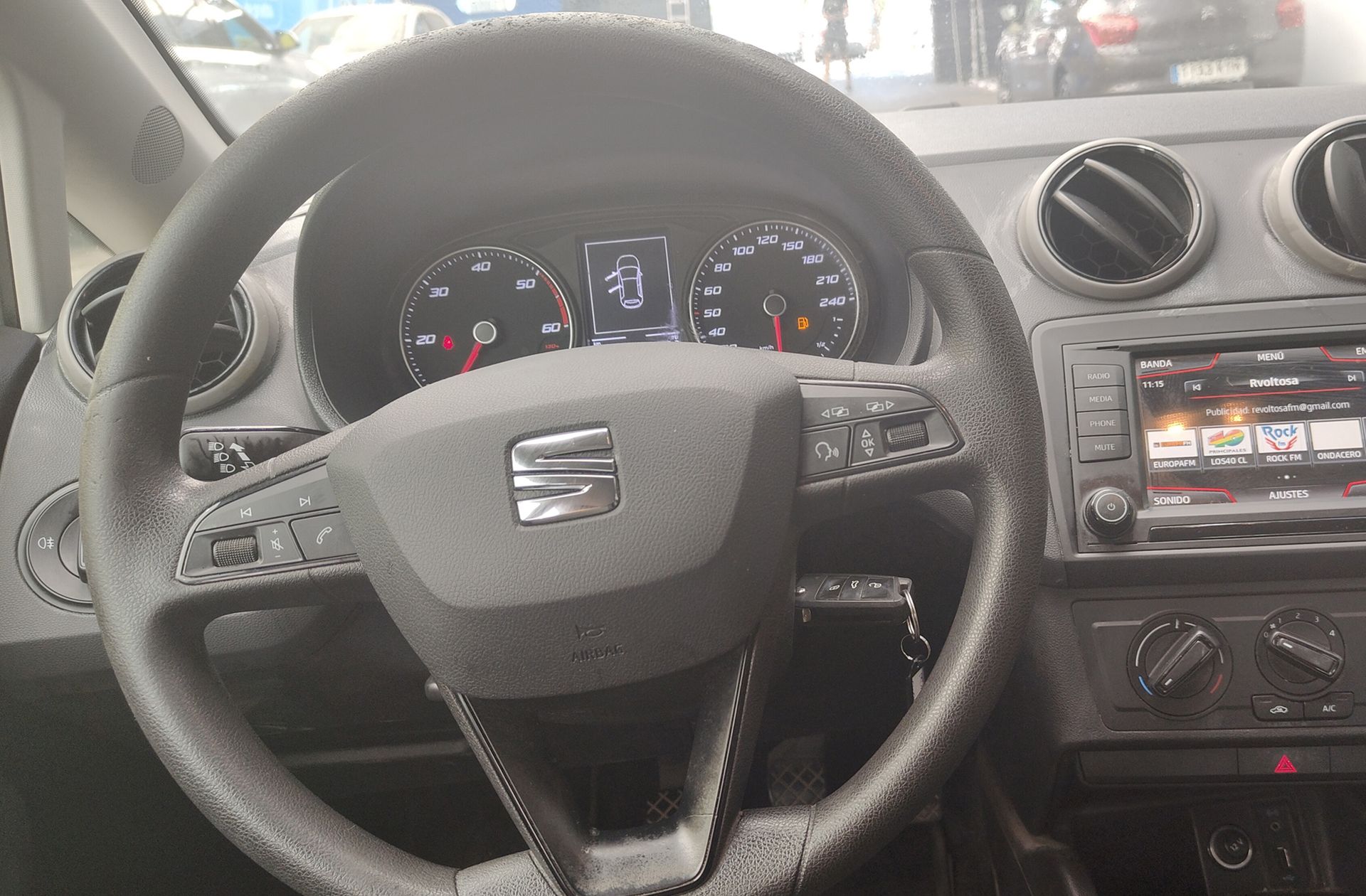 SEAT Ibiza 1.4 TDI CR Full Connect - foto 19