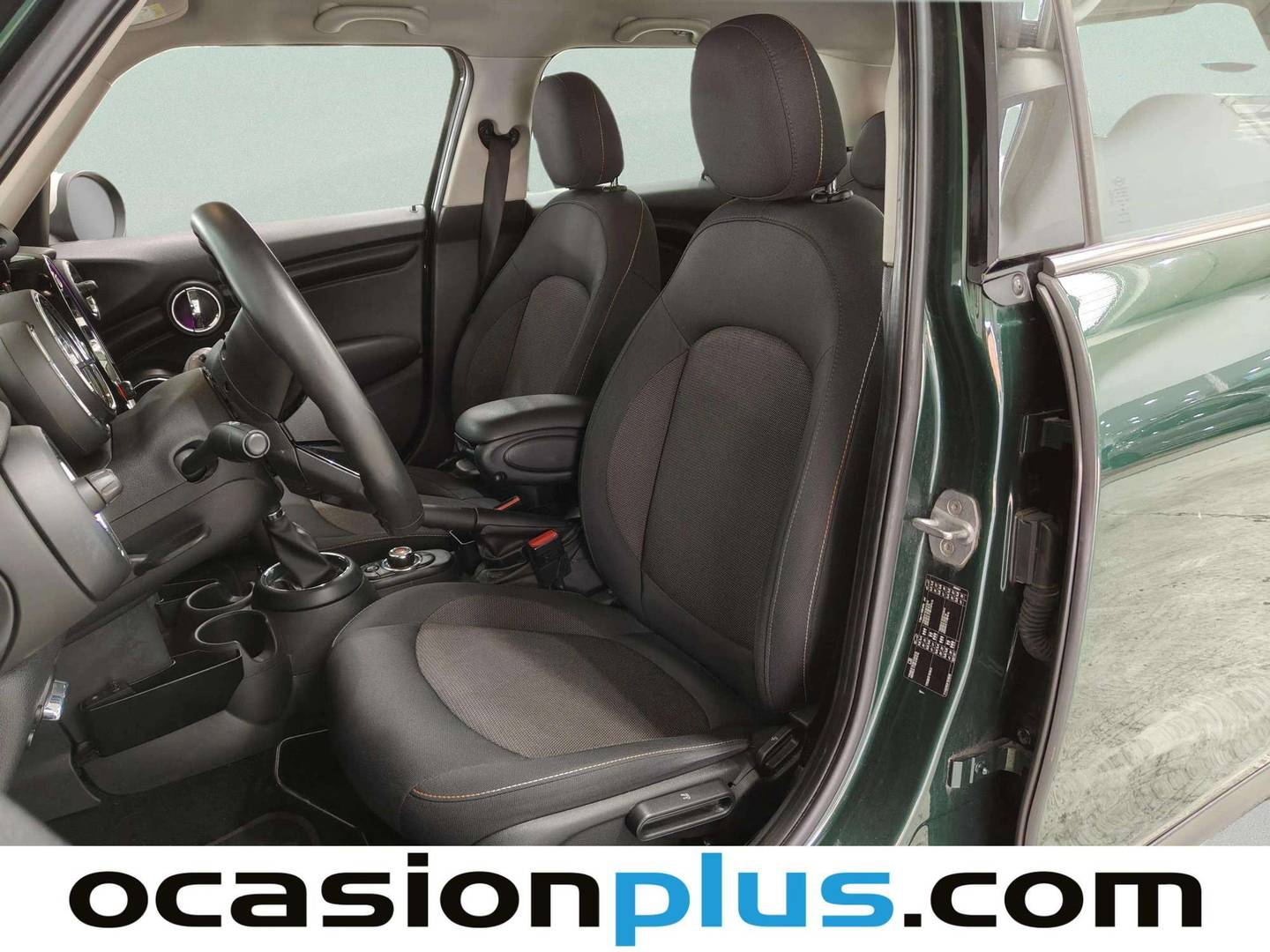 Foto asientos delanteros Mini MINI Mini MINI Cooper 5 Puertas D (116 CV)