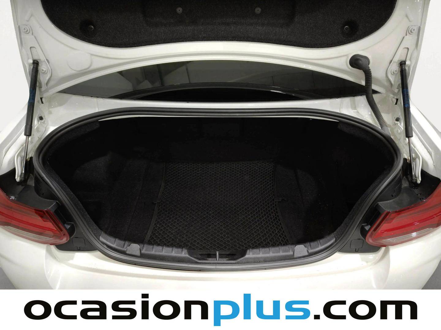 Fotos maletero BMW Serie 2 BMW M M2 Coupe (370 CV) Paquete M