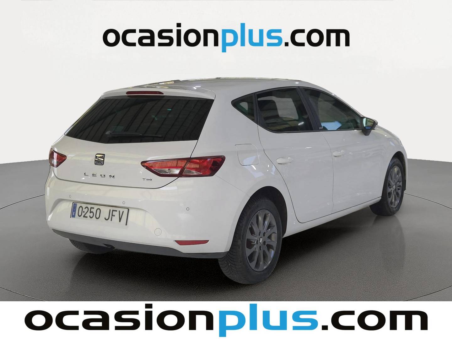 Foto trasera Seat León Seat León 1.2 TSI S&S I-Tech (110 CV) derecha