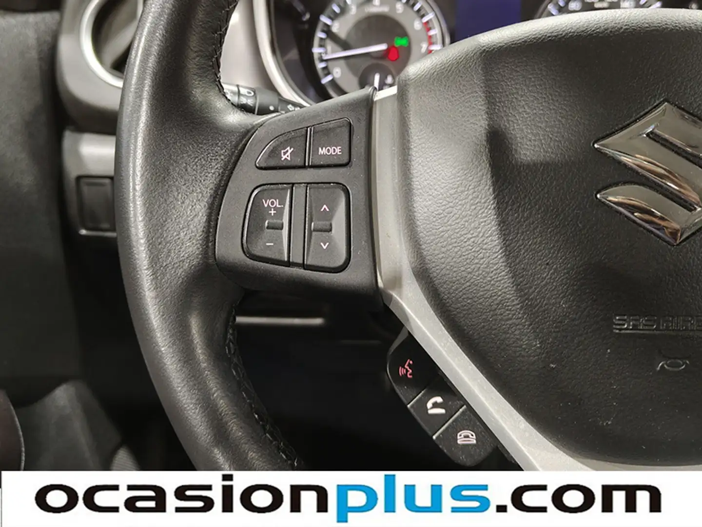 Foto Suzuki Vitara Suzuki Vitara 1.4 Turbo Mild Hybrid GLE (129 CV)