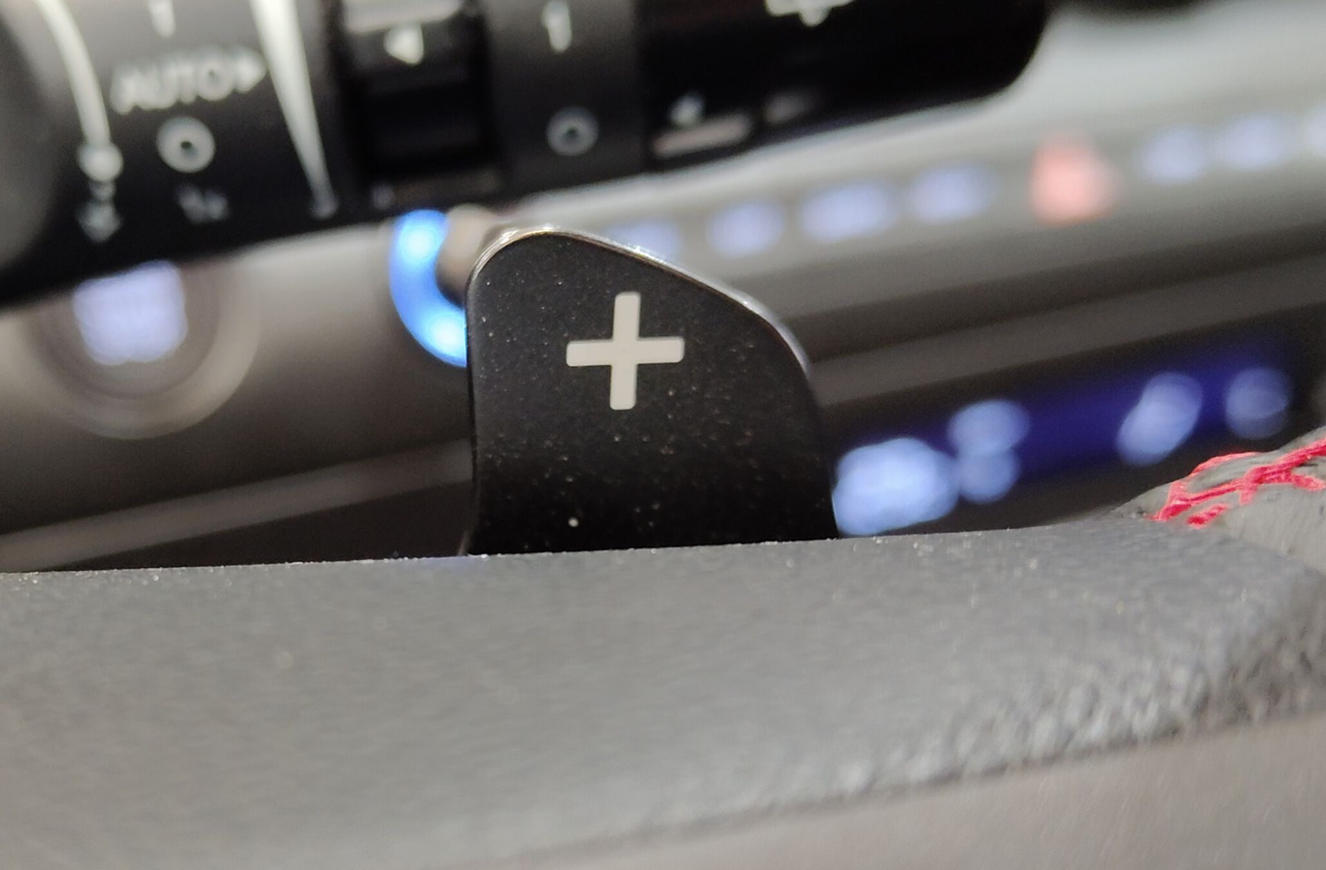 Hyundai Kona 1.6 GDI HEV N Line Style DT - foto 40