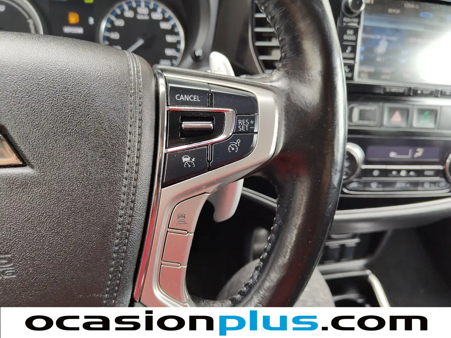 Foto Mitsubishi Outlander Mitsubishi Outlander 2.0 PHEV Kaiteki 4WD Auto (203 CV)