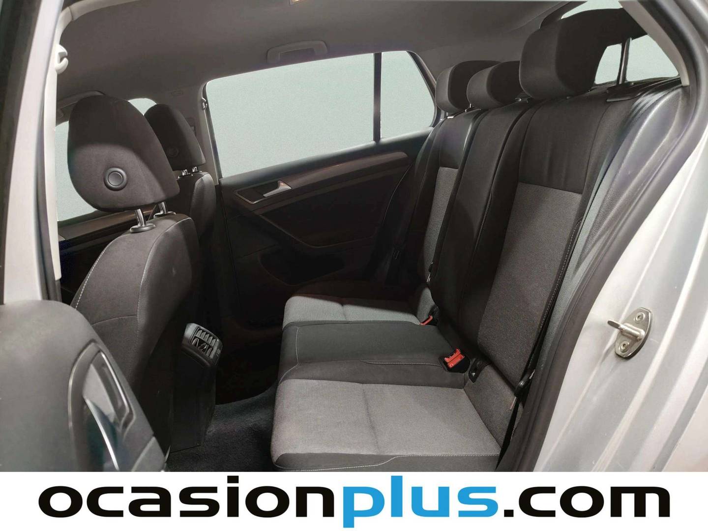 Foto asientos traseros Volkswagen Golf Volkswagen Golf 1.2 TSI BMT (110 CV)